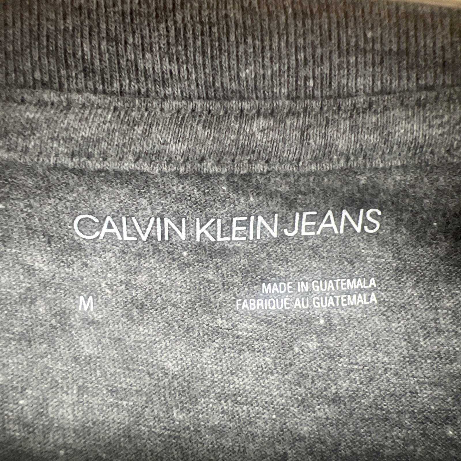 Calvin Klein CK Logo Gray Men's Medium T-Shirt Short Sleeve Easy Care gallery