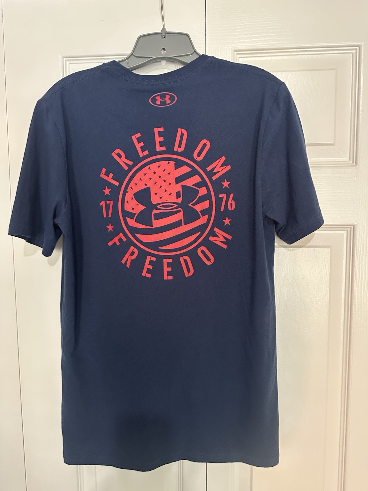 Under Armour Freedom Flag Men’s Navy Blue Graphic T-Shirt Patriotic gallery