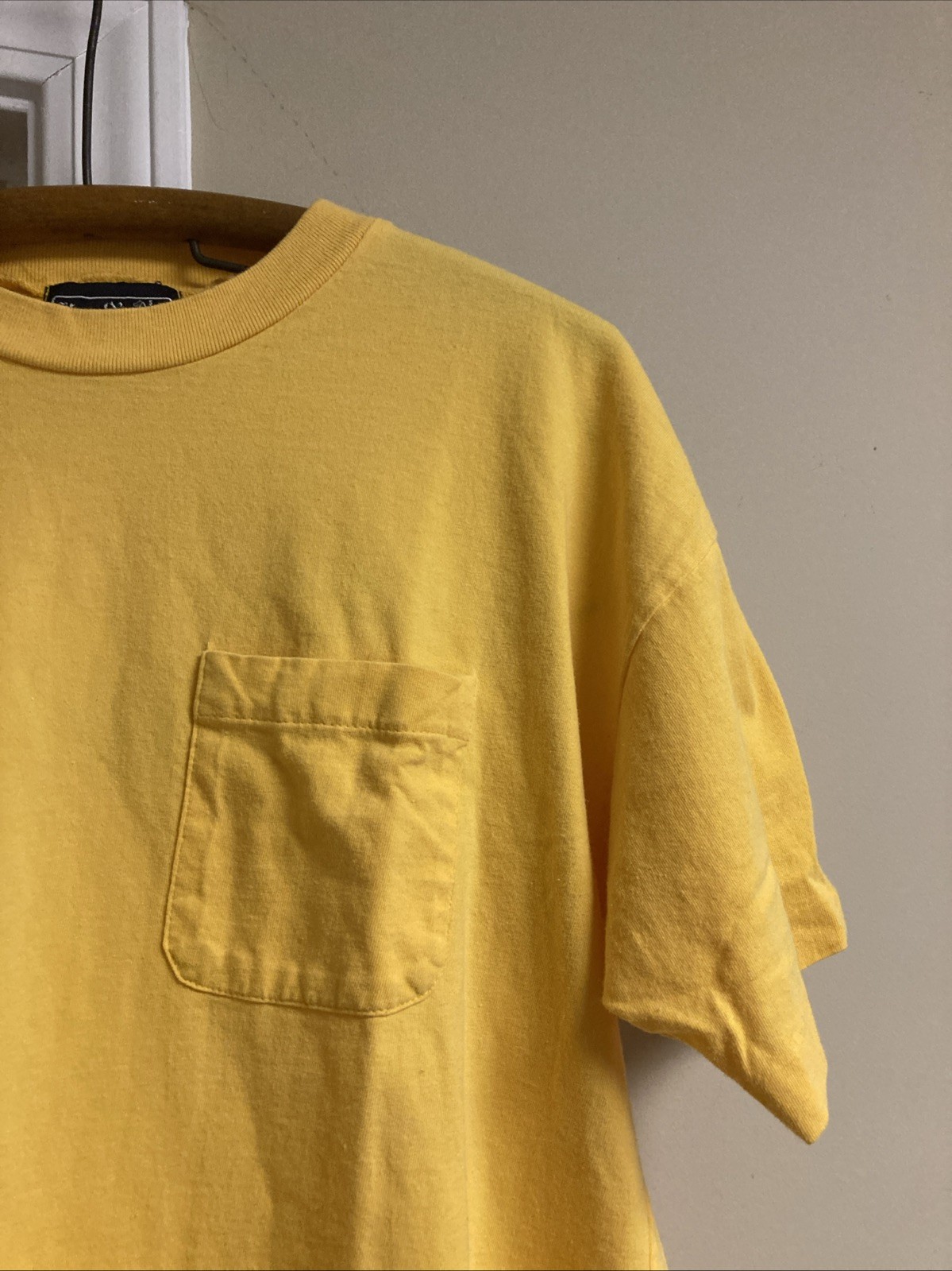 VTG 80s 70s Harold’s Front Pocket Blank Yellow Single Stitch T-shirt Hong Kong S gallery