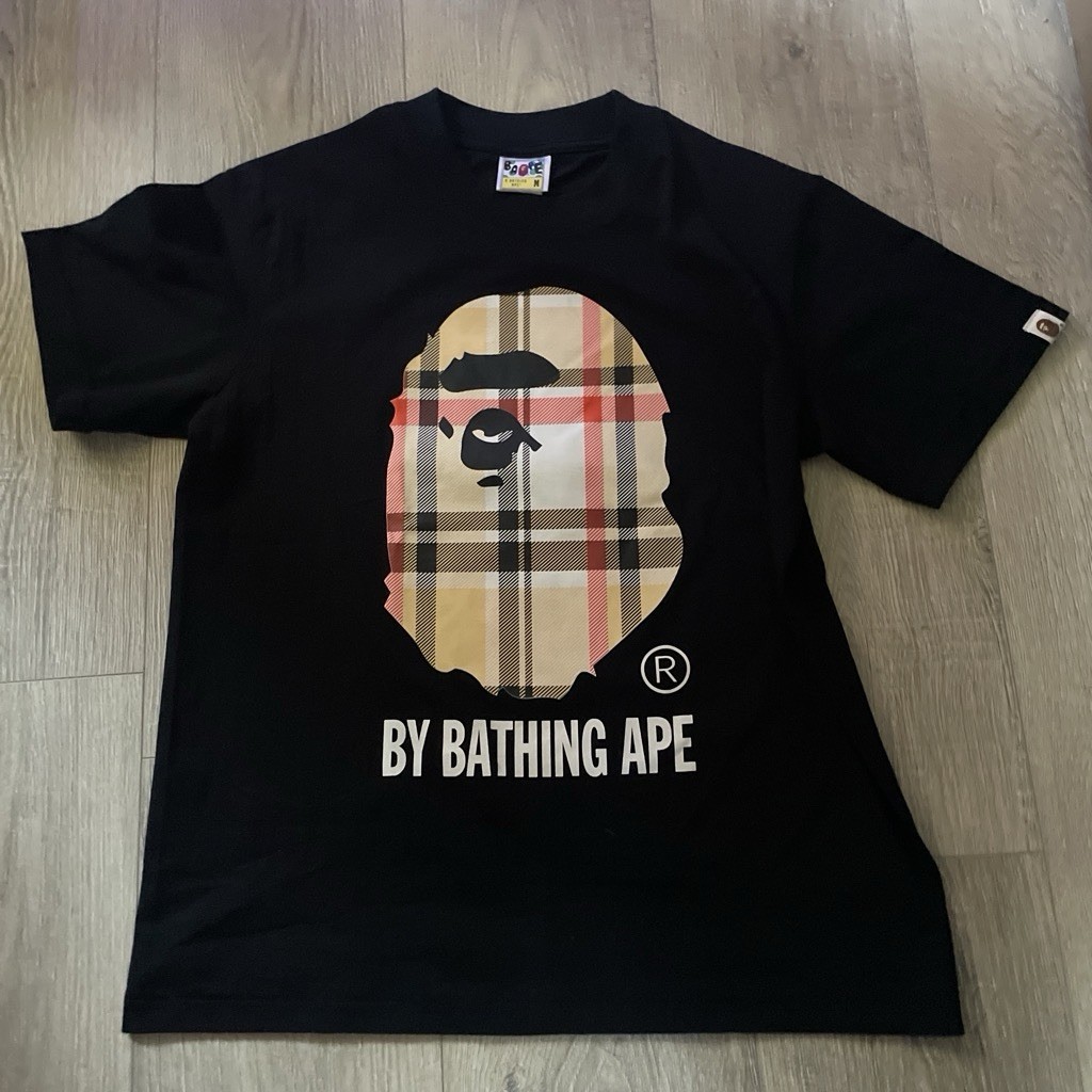 A Bathing Ape BAPE Black Ape Head Logo Graphic Print Crew Neck Tee Men’s M gallery