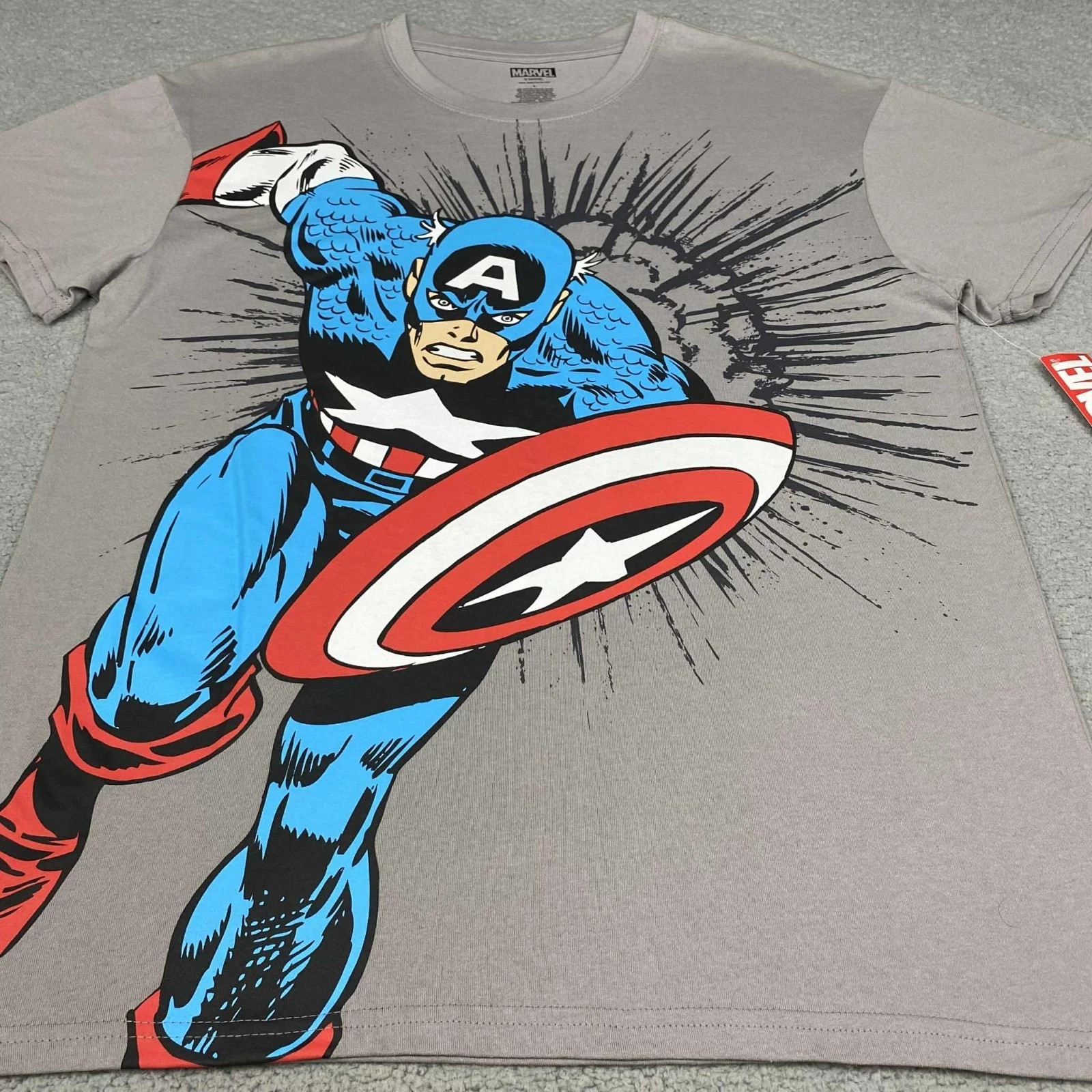 Marvel Captain America T Shirt Men's Size Large New With Tag gallery