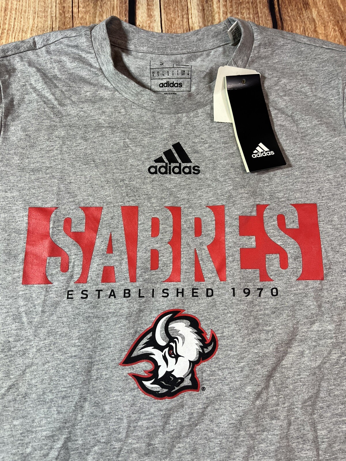Buffalo Sabres Adidas Goat Head SS T-Shirt Tee NHL Hockey Crewneck Men Sz Small gallery
