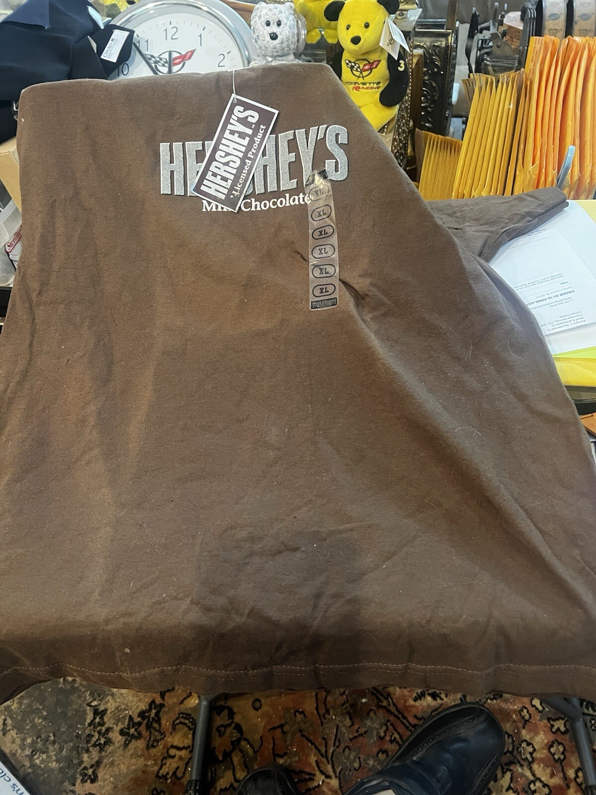 HERSHEY’S MILK CHOCOLATE T-SHIRT BROWN ADULT SIZE XL ( READ ) gallery