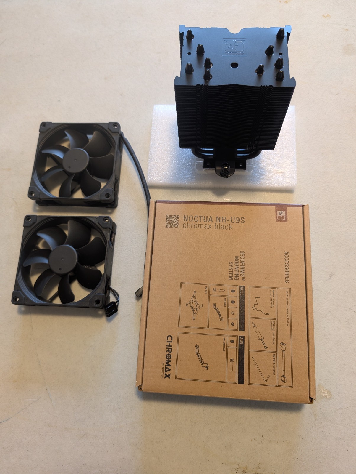 Noctua NH-U9S chromax.black CPU Cooler with Mounting Bracket – AMD/Intel