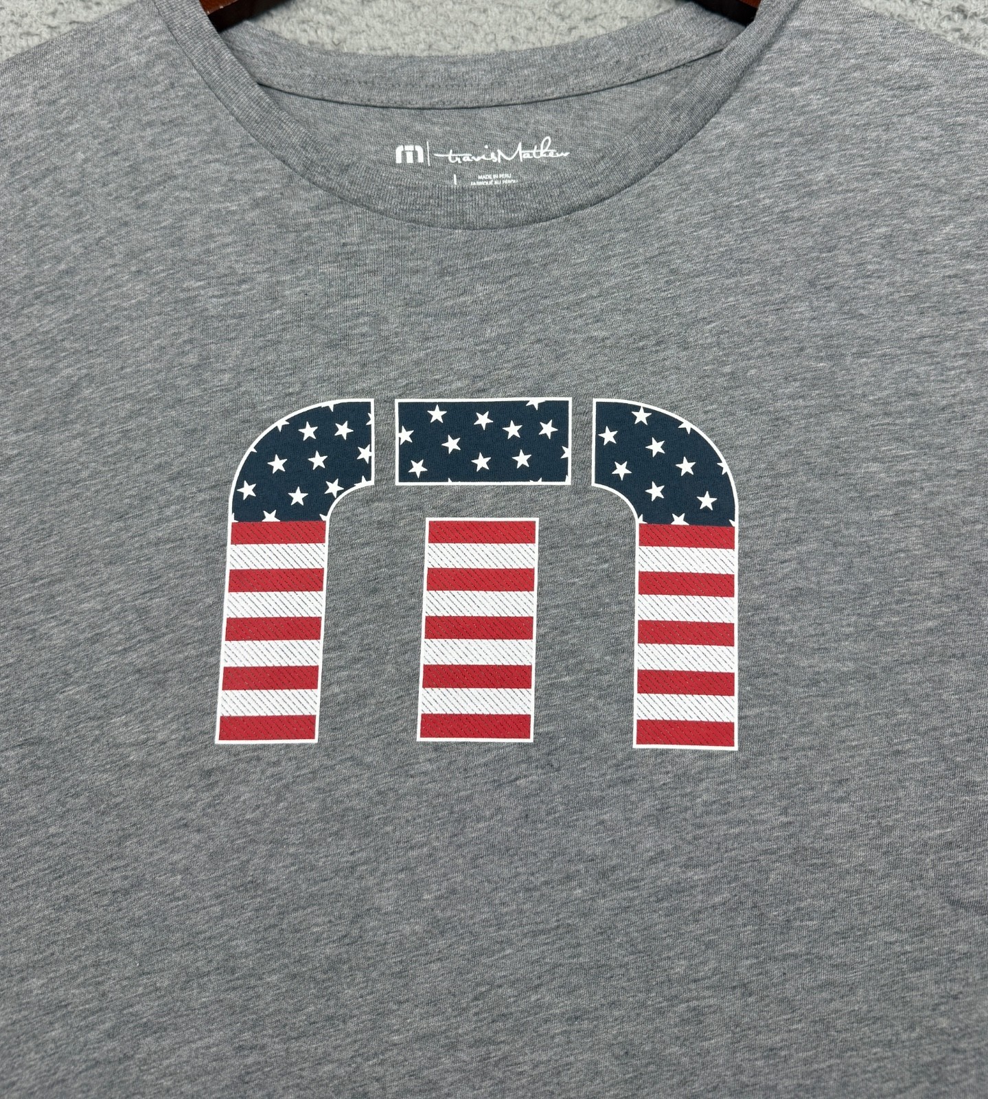 Travis Mathew Graphic T Shirt Mens Large Gray Star Stripes Pima Cotton Logo Flag gallery
