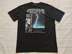 Undefeated Japan Men’s Made In USA Lights Out Graphic Print T-shirt Size Large
