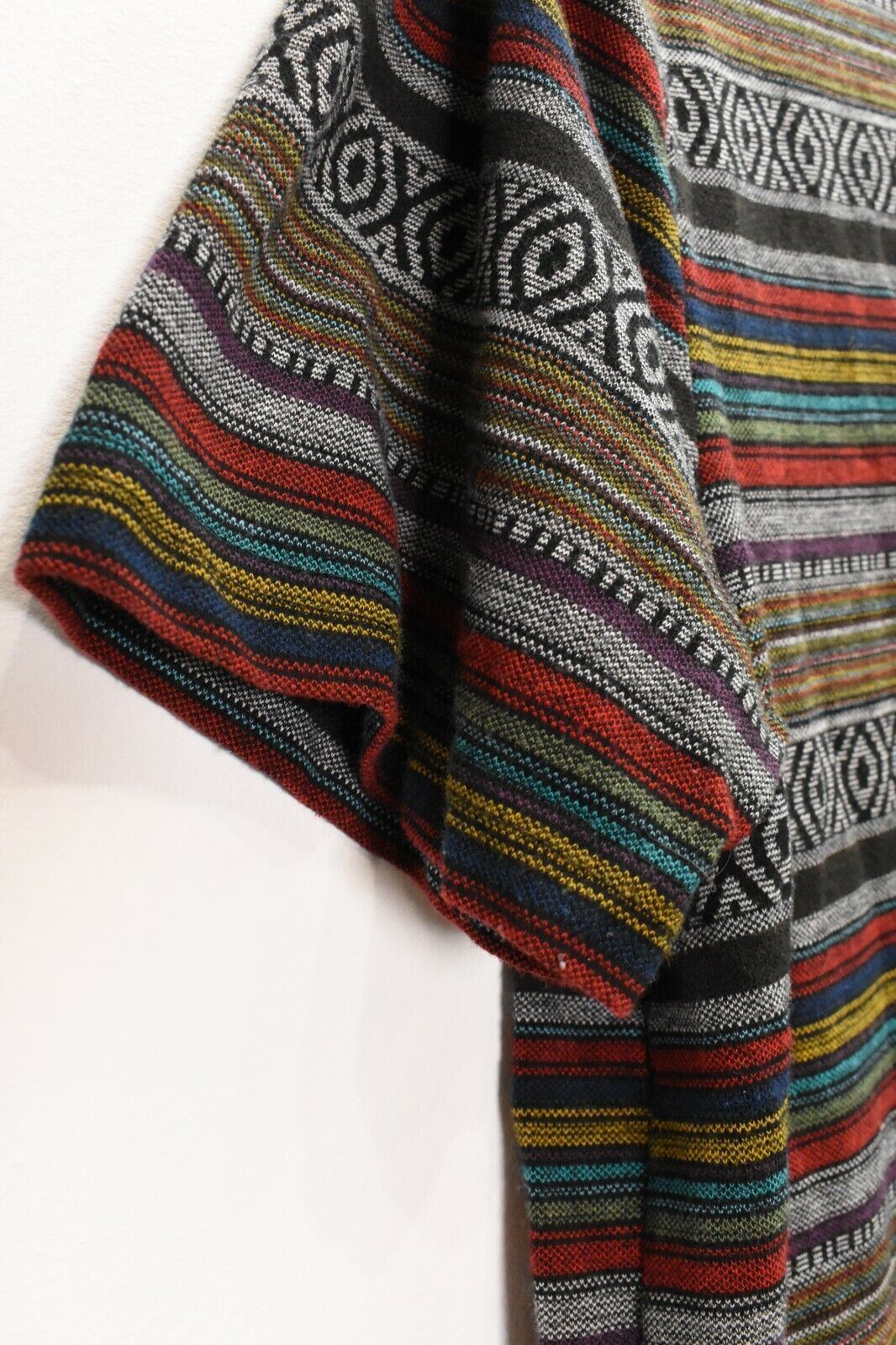 Beautiful Giant Mens Hungarian Rag Rug Print Short Sleeve Patch Pocket T-Shirt S gallery