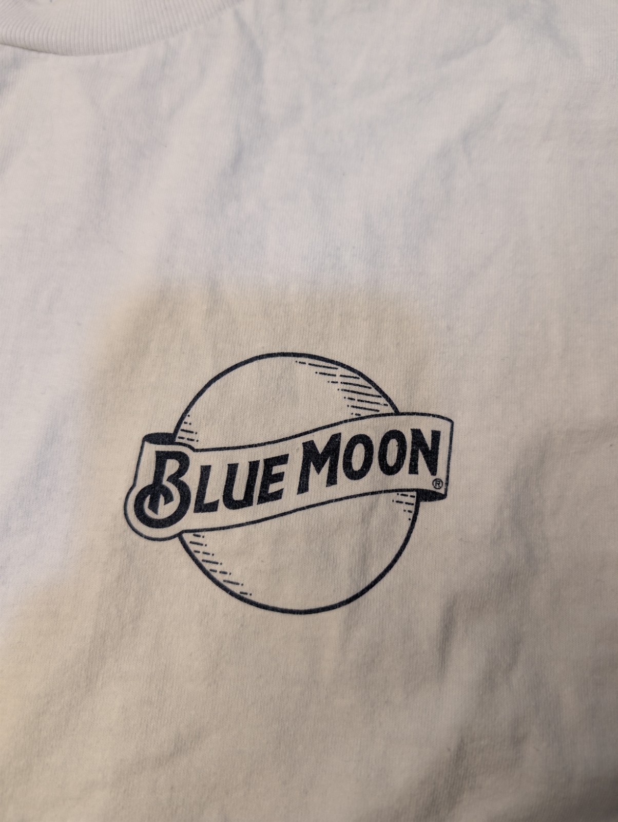 Tee Luv Blue Moon T-Shirt Men's Size M White Draft Beer Graphic Logo Tee gallery