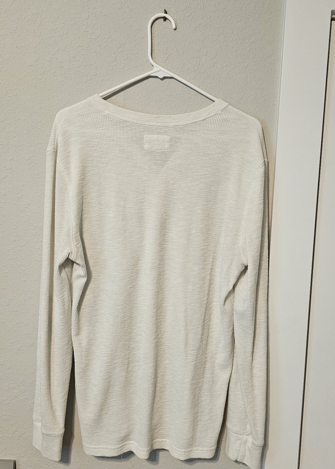 Express Henley Mens Long Sleeve Shirt Oatmeal Cream Medium gallery