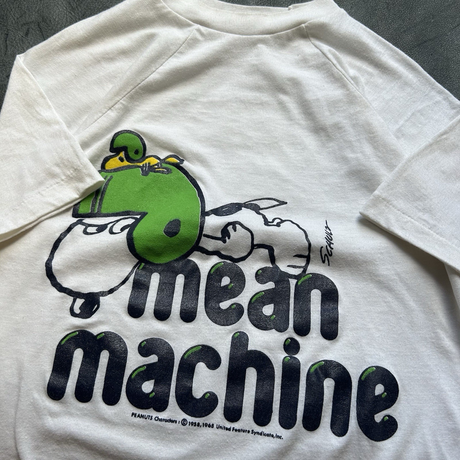 Vtg 70s Snoopy Philadelphia Eagles Football Mean Machine Raglan T-Shirt Small