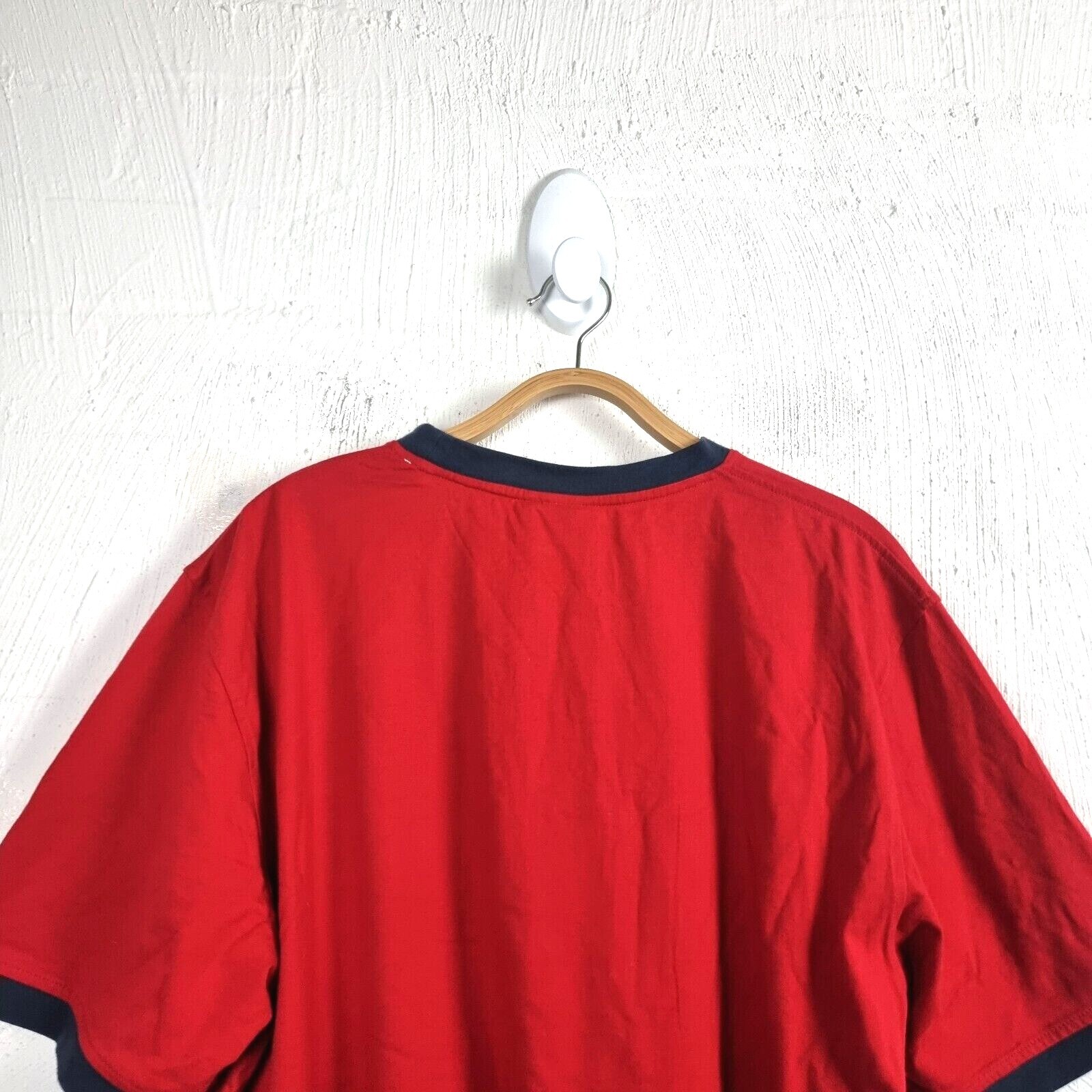 New SLAZENGER Mens T-Shrt Size L Red Stretch Knit Short Sleeve gallery
