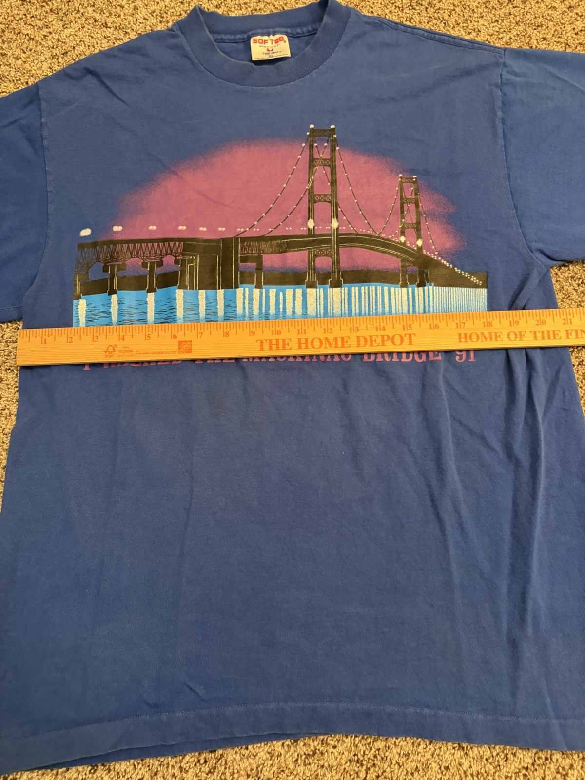 Vintage 2001- Labor Day- I walked the Mackinaw Bridge Single Stitch Blue XL gallery