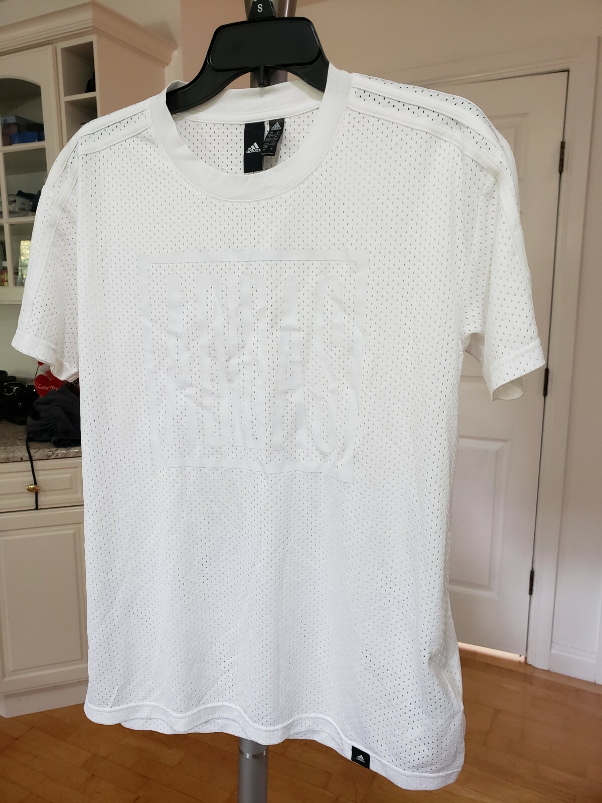 Adidas Men's Training Vented Short Sleeve Tee T-Shirts. Size S. Choose Color.New gallery