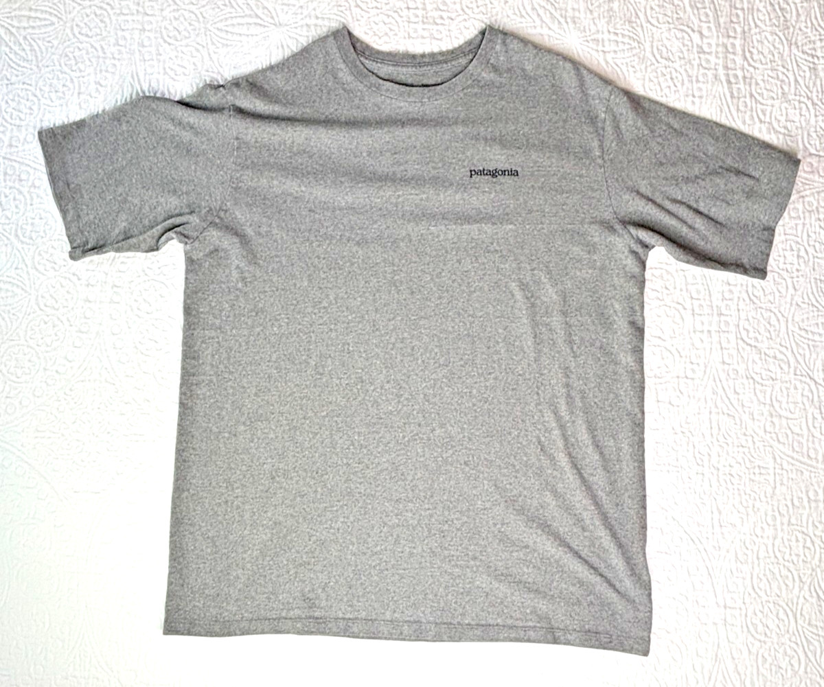 Patagonia Mens Responsibili-tee Tshirt Sze L Grey Regular Fit Blended Fabric EUC gallery