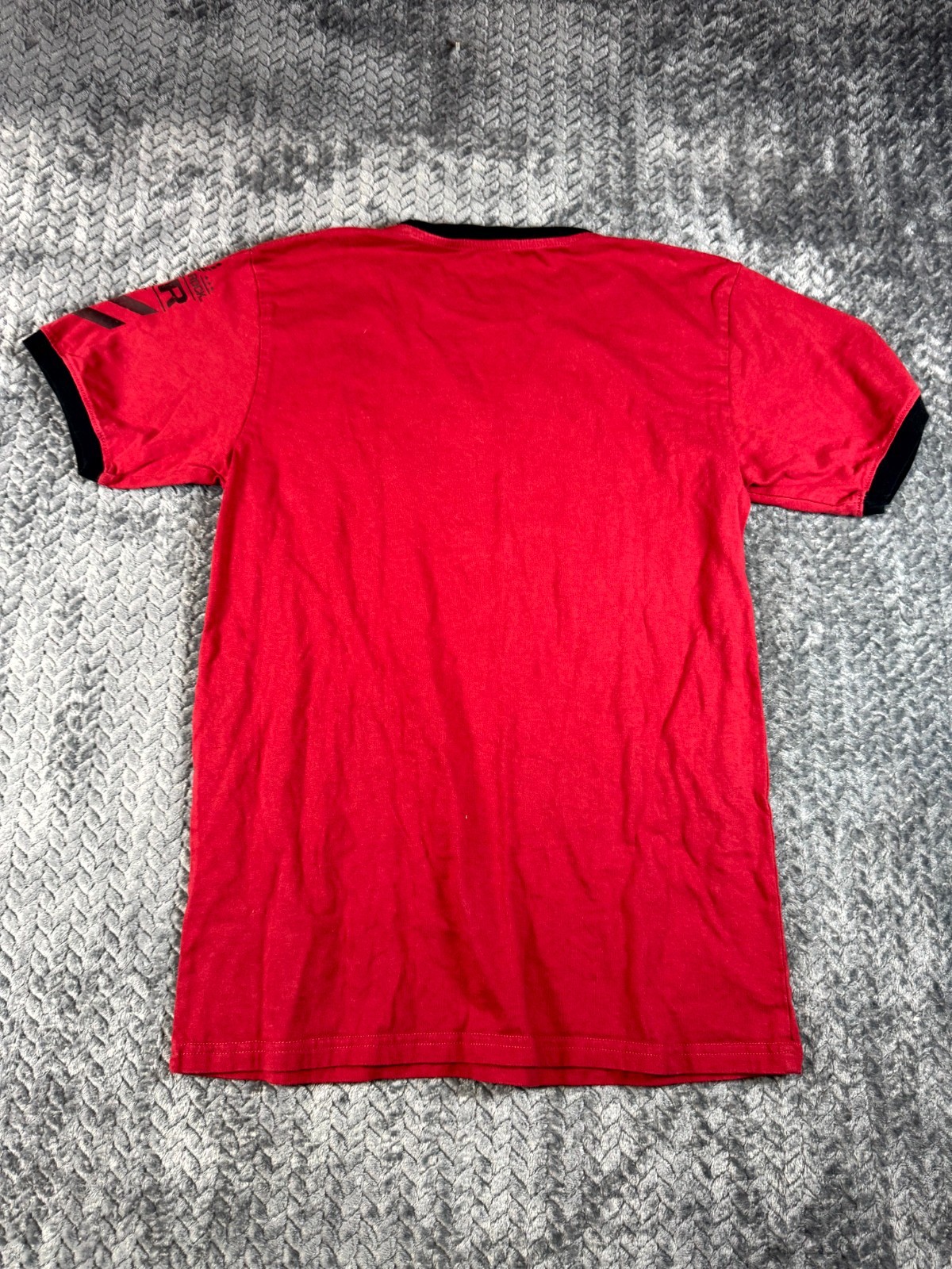 Hard Rock Cafe T Shirt Men Small Red Graphic Print Crew Neck Casual Pullover Tee gallery