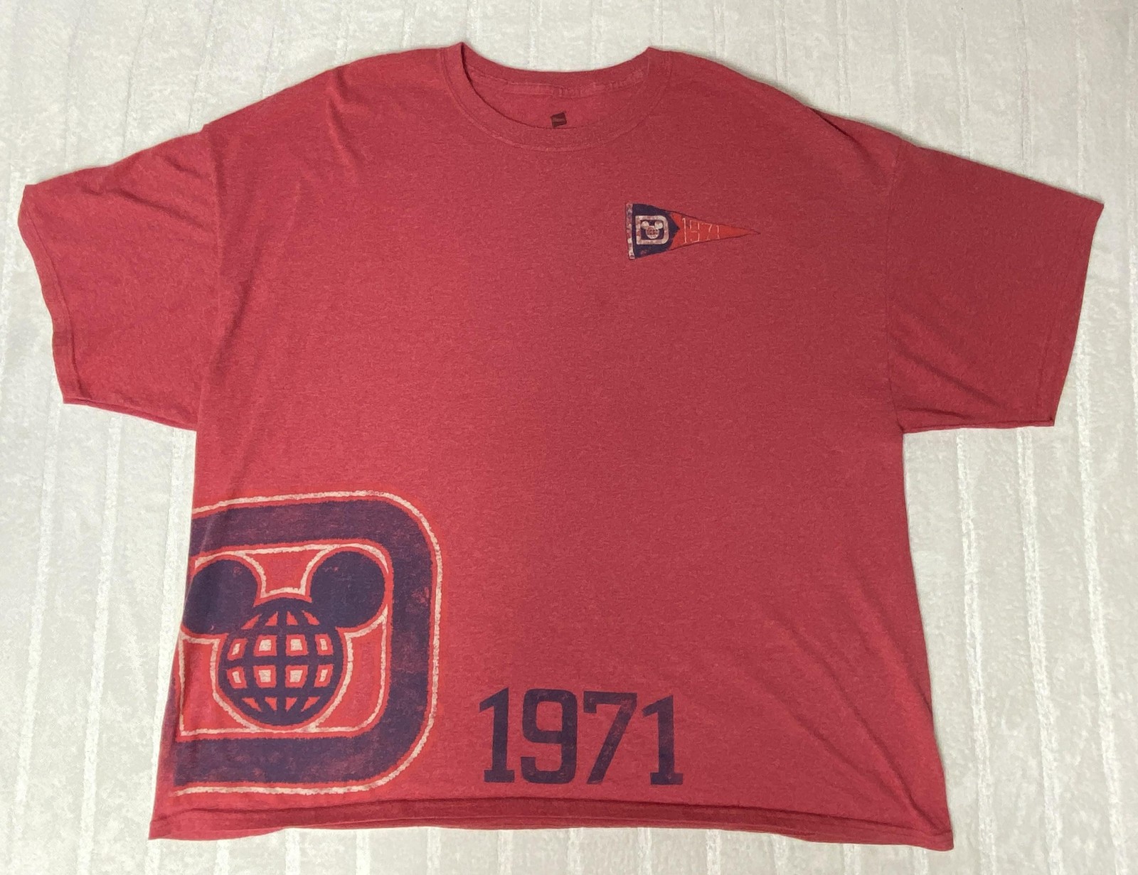 Disney Parks Shirt Mens 3XL Red Mickey Mouse 1971 Logo Hanes ComfortBlend gallery