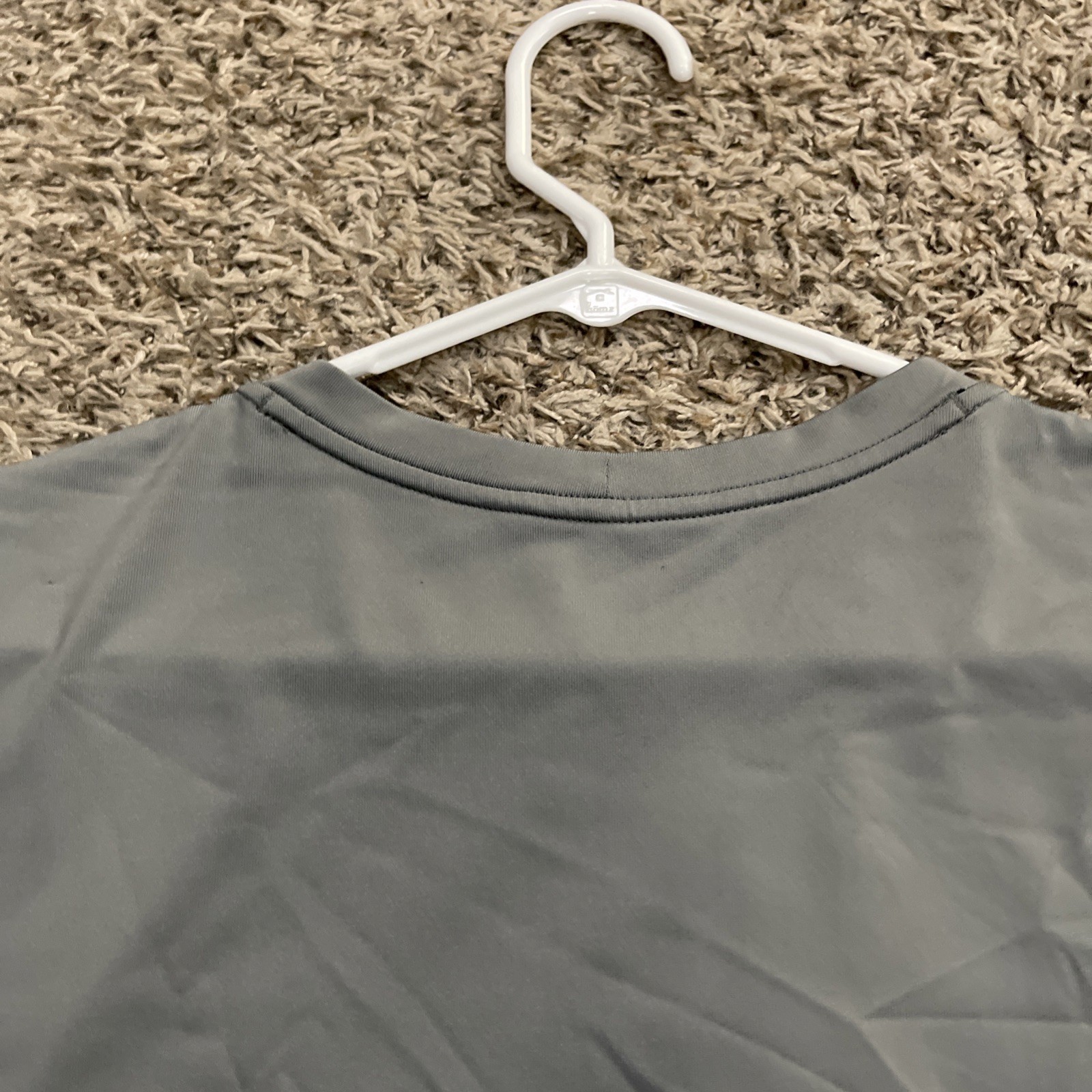 Patagonia Worn Wear Adult XL Grey Tshirt SPF 50 gallery