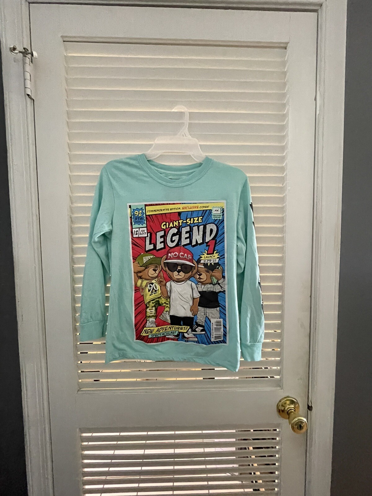 Bailey Apparel Giant Size Graphic Legend Long Sleeve T-Shirt Size 10/12