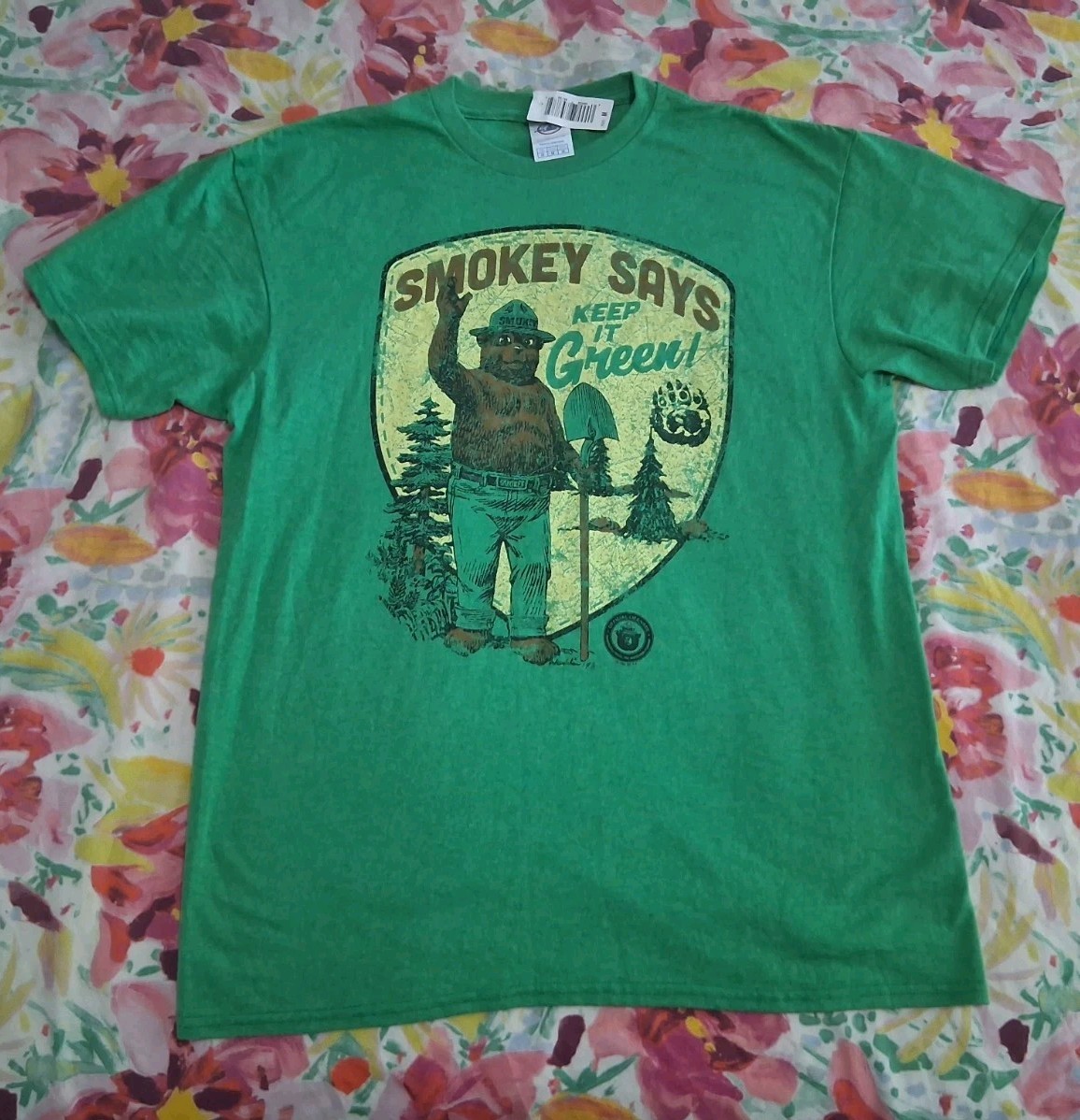 SMOKEY SAYS KEEP IT GREEN T SHIRT SIZE MEDIUM M SMOKEY THE BEAR BRAND NEW W TAGS