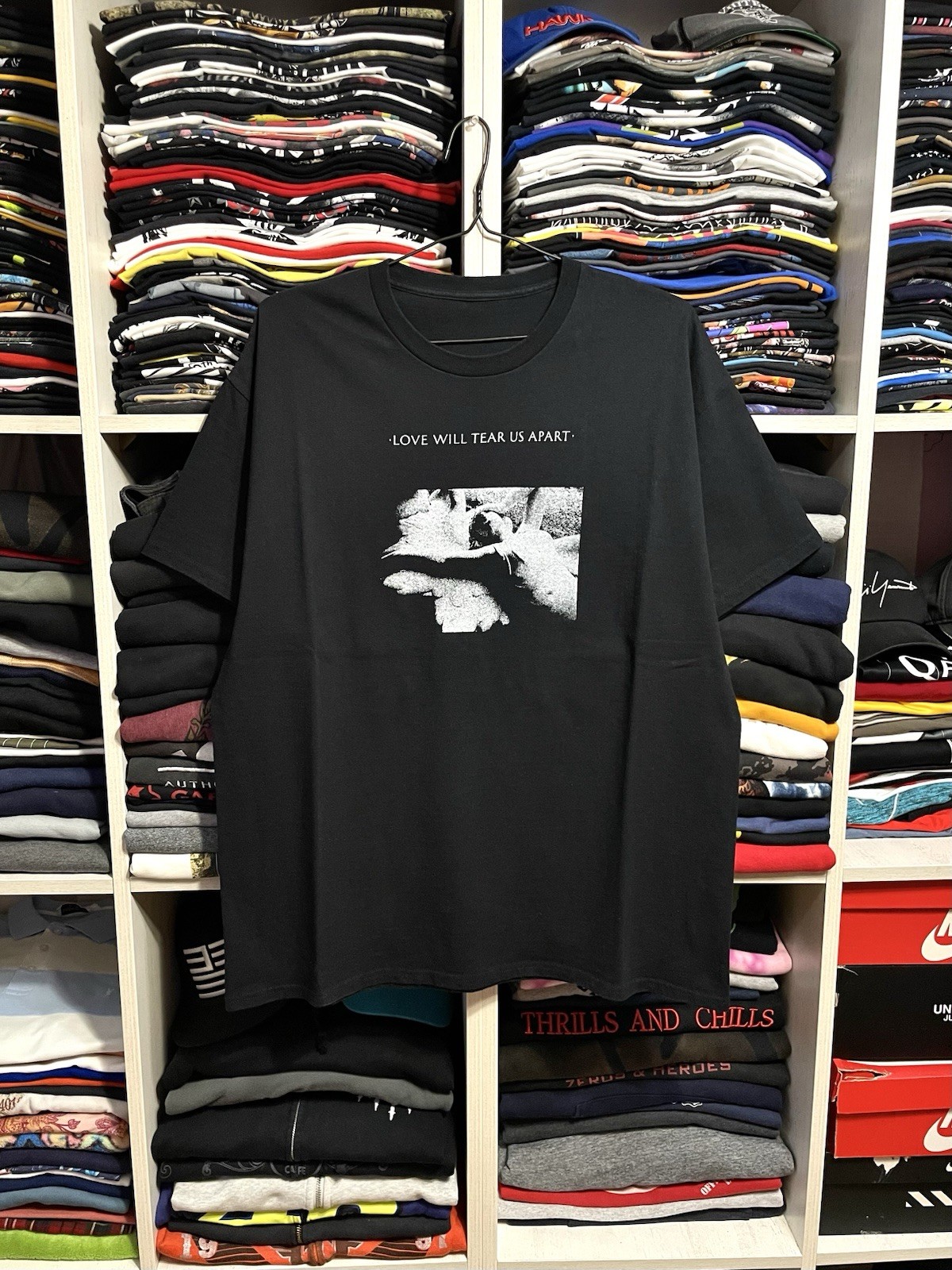 Vintage Joy Division Love Will Tear Us Apart Rock Band T-Shirt Size XL Black gallery