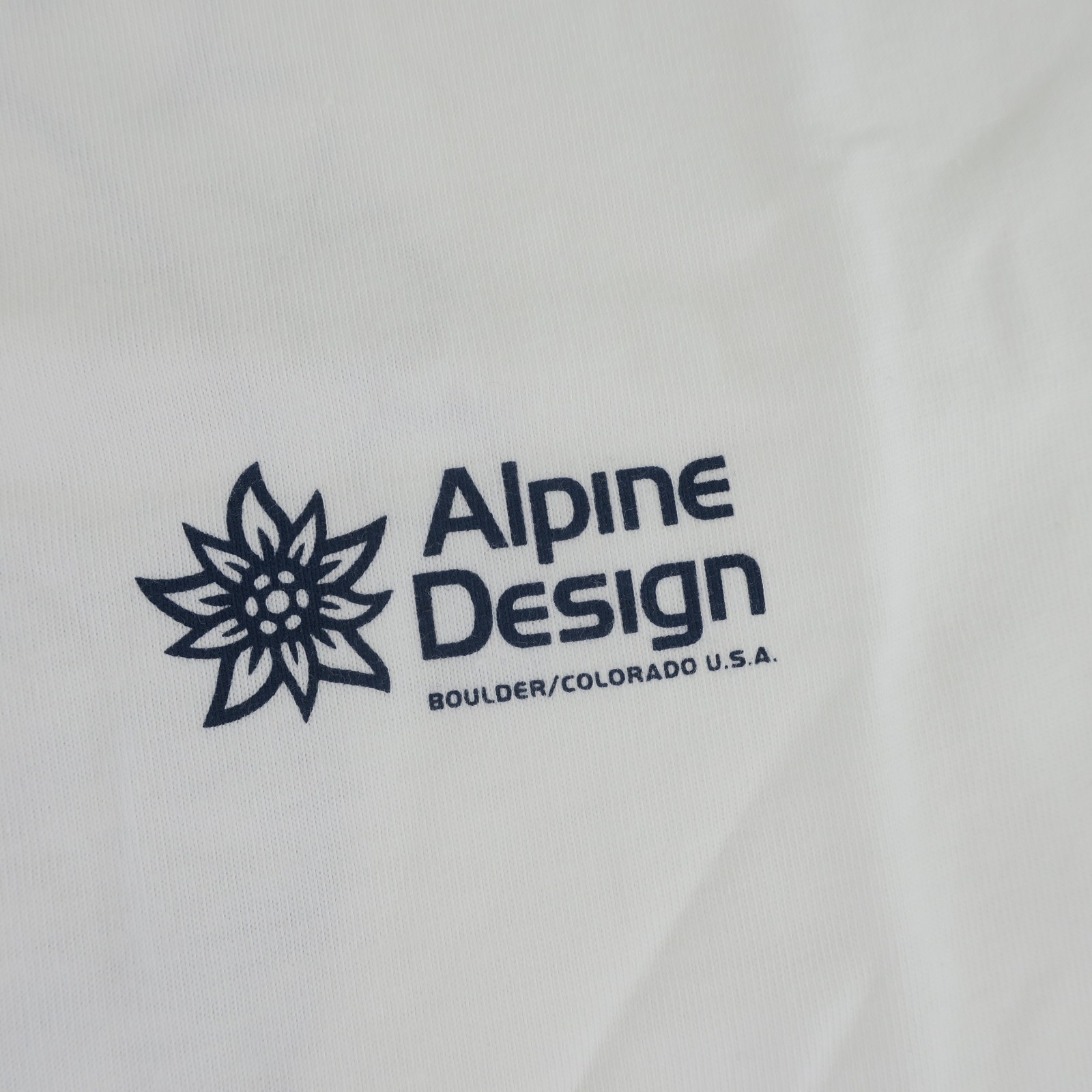 Alpine Design Organic Cotton Rocky Mountains Colorado Mens T Shirt Size L White gallery