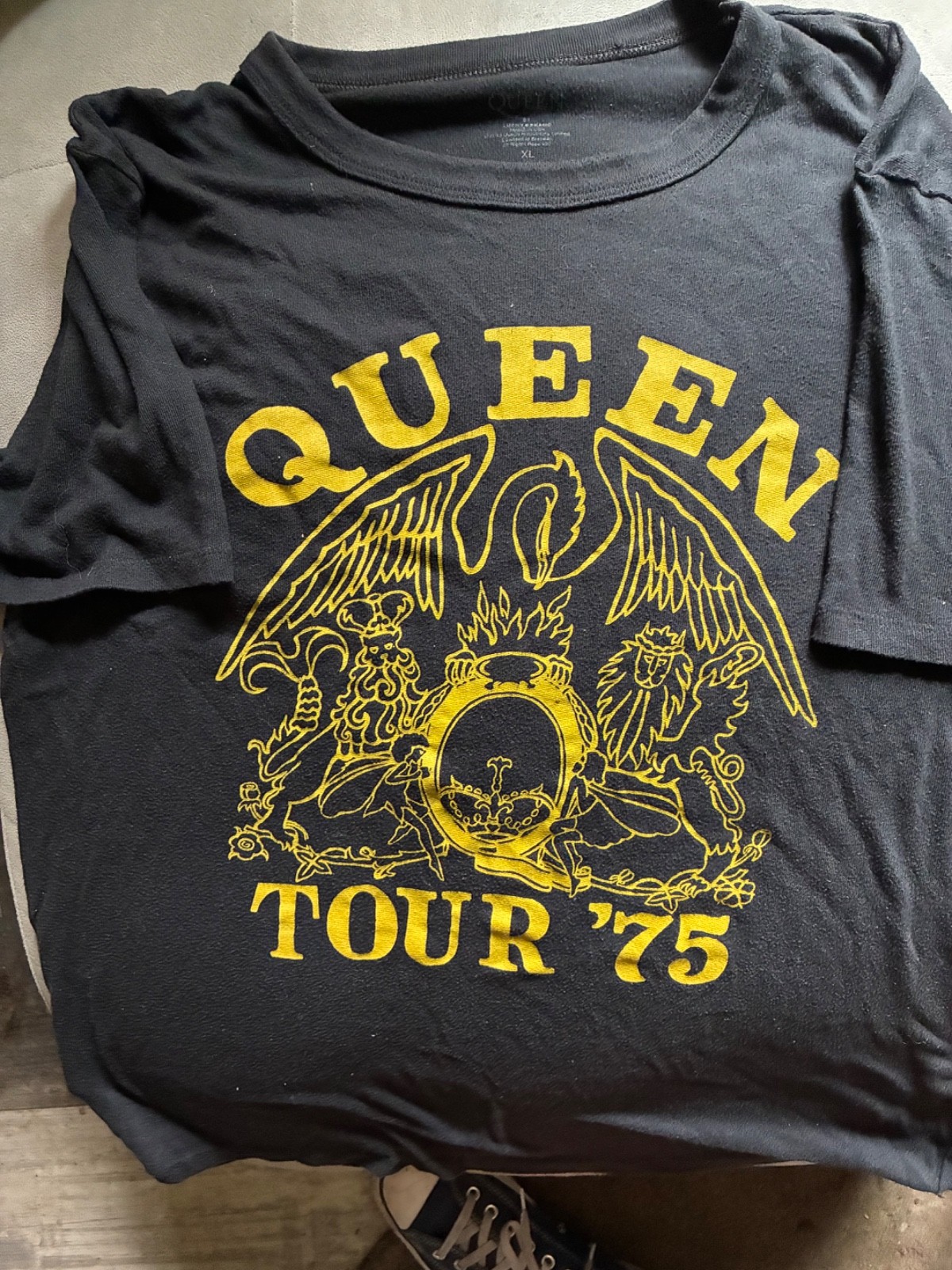 Queen Official '75 2 Sided Tour Shirt XL gallery