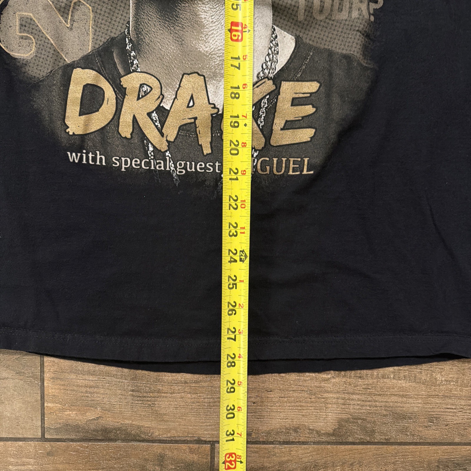 Drake Shirt Would You Like a Tour 2013 Ft Miguel Graphic Concert Tee Size XL gallery