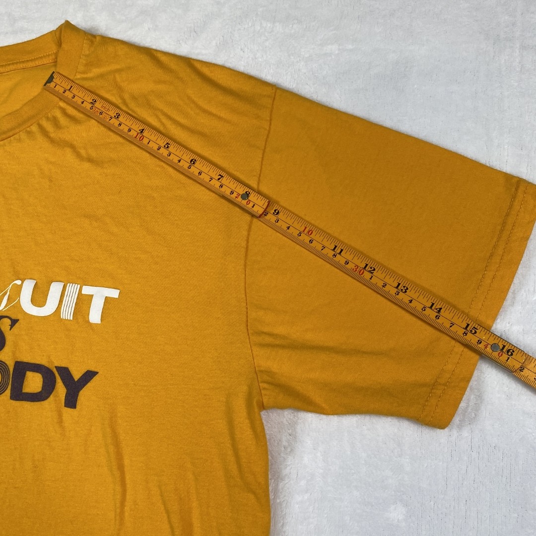 NBA Lakers Graphic Tee Men's Yellow The Pursuit Takes Everybody Cotton gallery