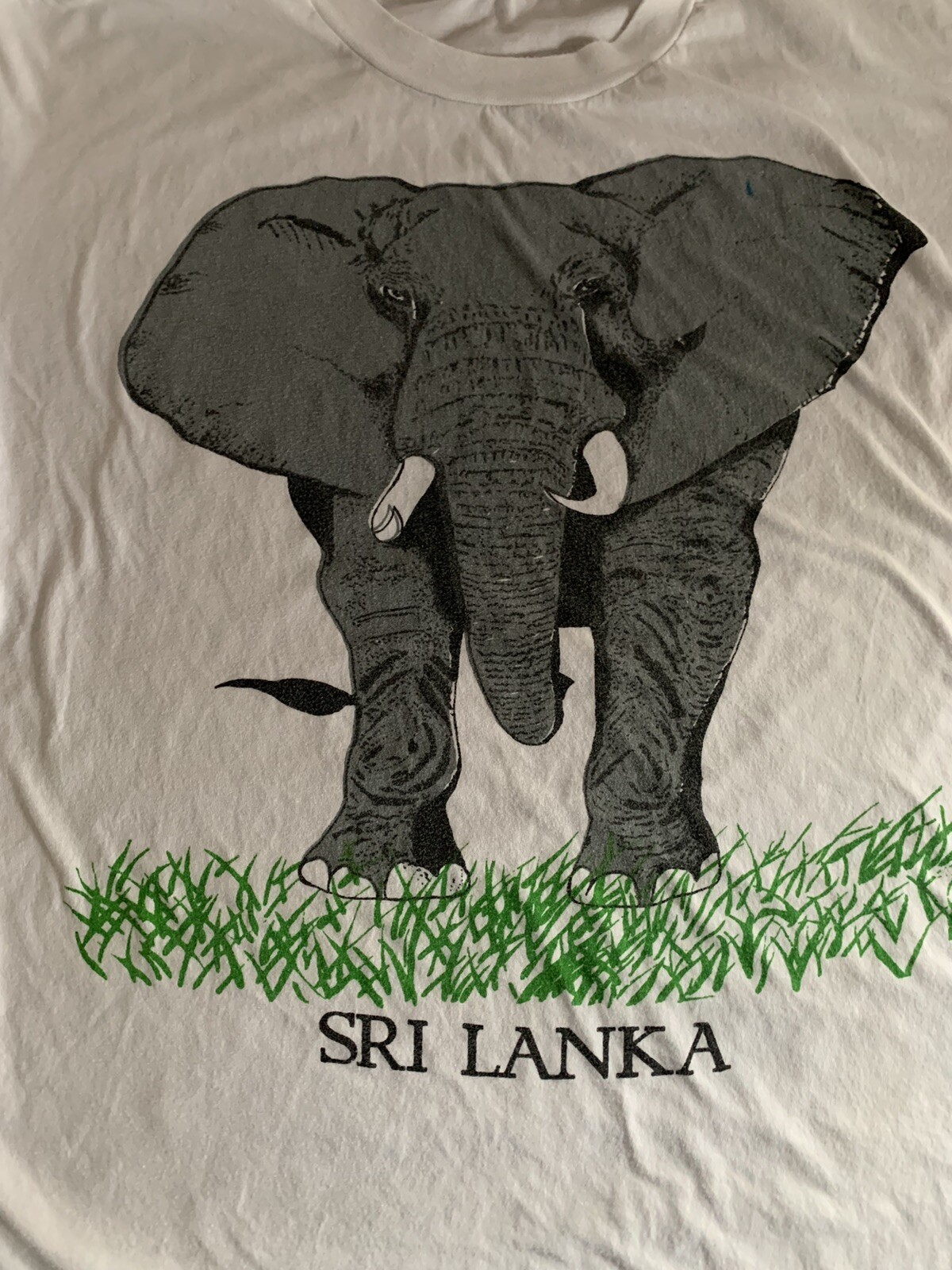 Sri Lanka Elephant TShirt Adult XL Safari Wildlife Gentle Giant Tourist Nature gallery