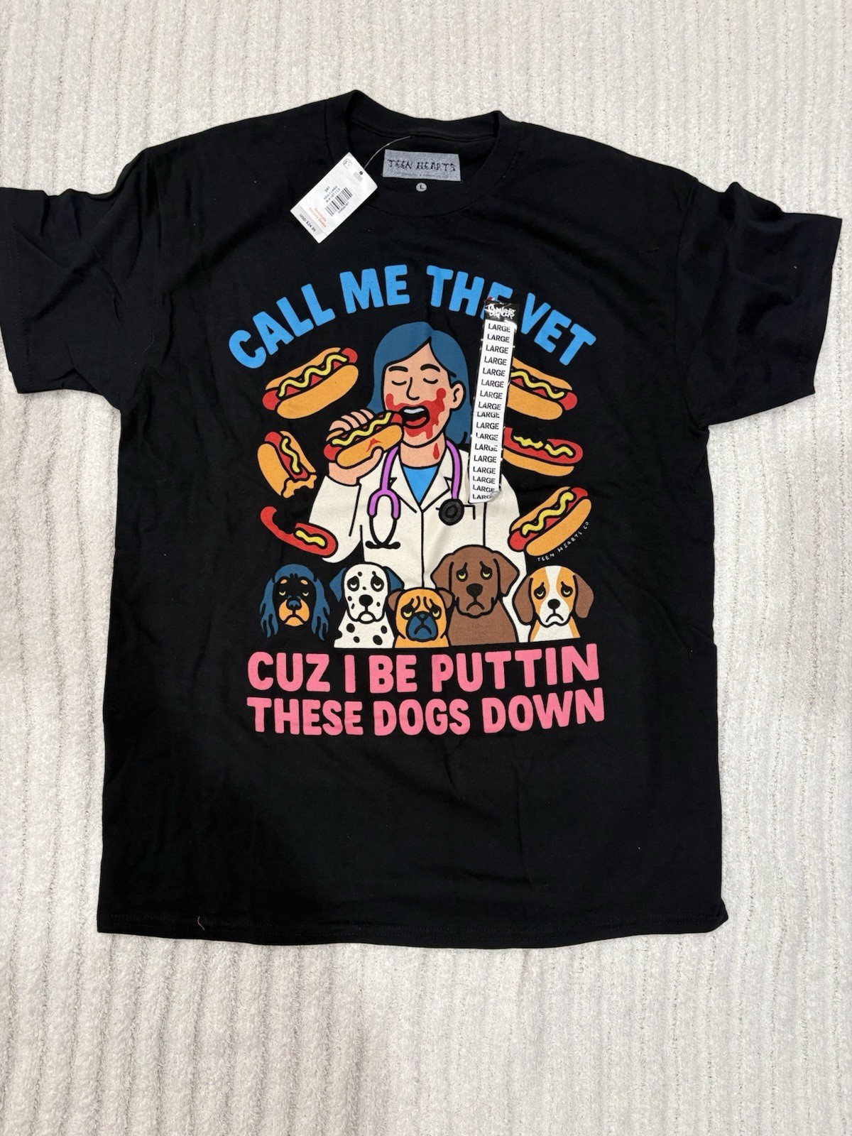 Spencer’s Teen Hearts Call Me The Vet T-Shirt Size Large gallery