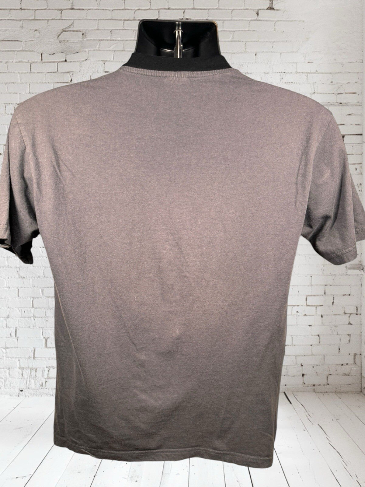 Dubai Camel Ship of Desert U.A.E. Gray Short Sleeve T-Shirt Size Medium gallery