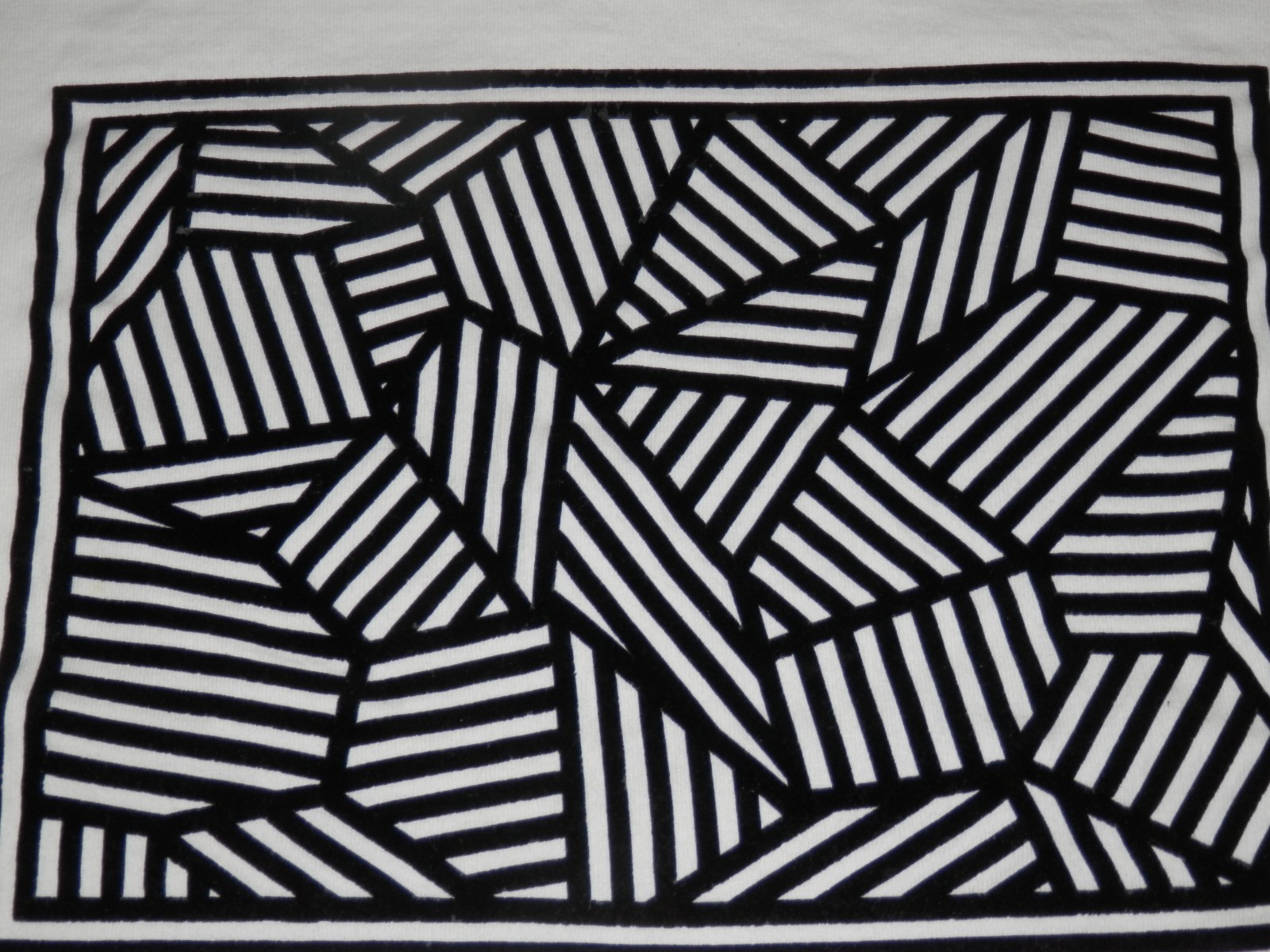 Uniqlo SPRZ NY Sol Lewitt MoMA Special Ed Mens Small Shirt w/ Raised Velour gallery