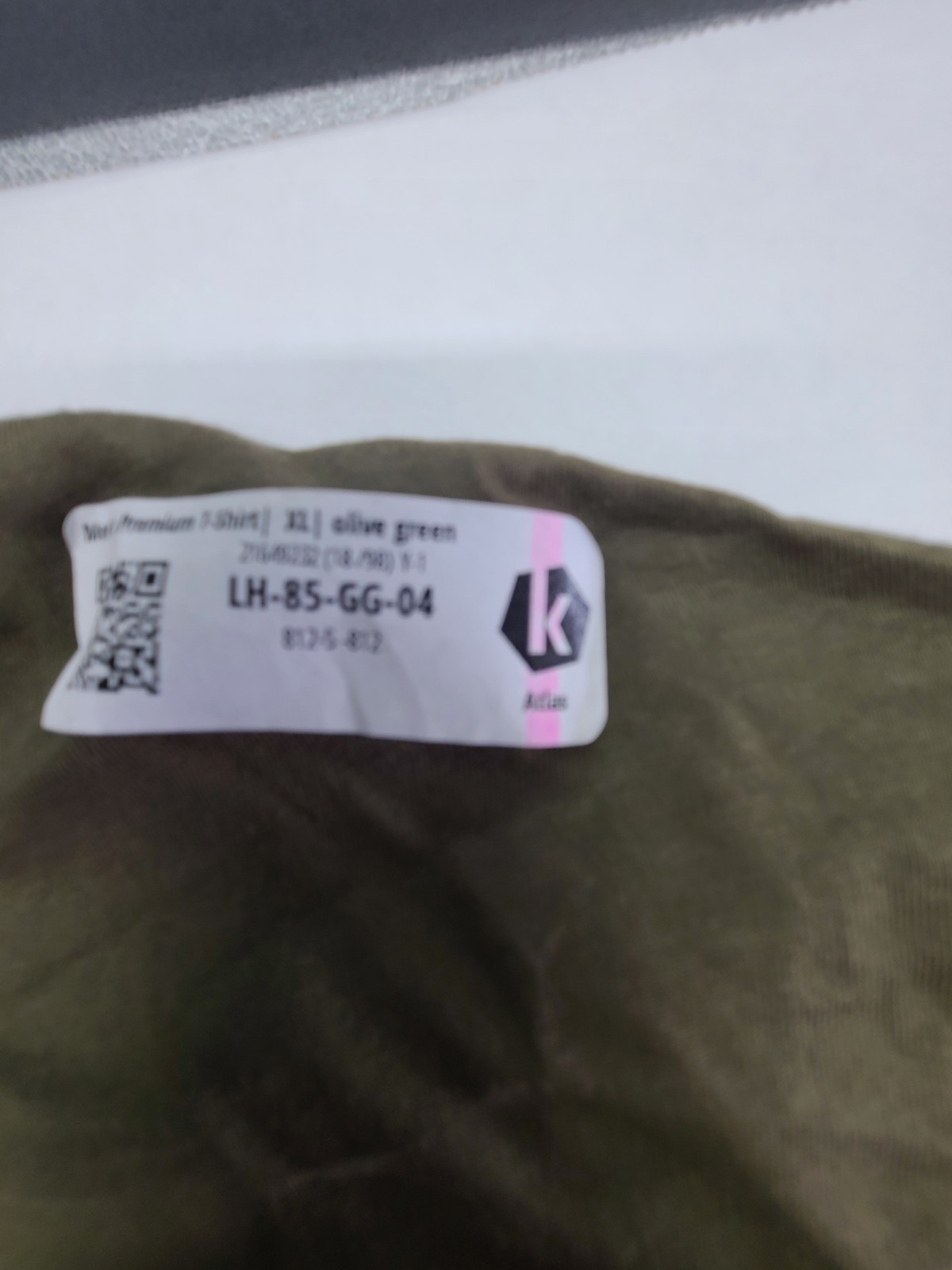 Pezamania 32 XL Olive Green T Shirt PEZ Collector Convention July 19-22 2023 gallery