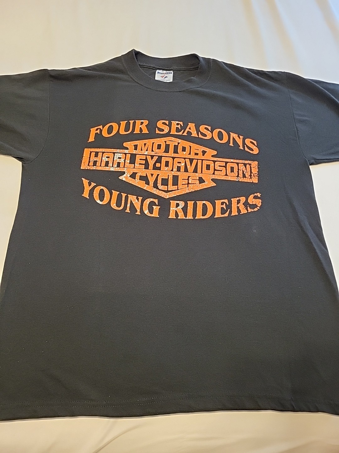 Harley Davidson Tee Shirt Men's Size L Four Seasons Young Riders gallery