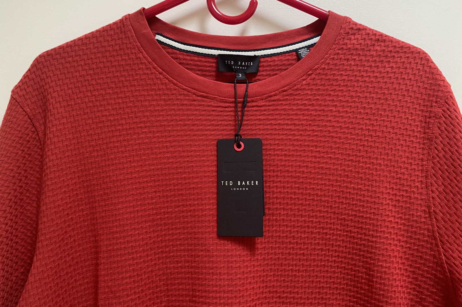 TED BAKER Short Sleeve Men's Sz 3/M Red Better Cotton Curly Textured T-Shirt NWT gallery