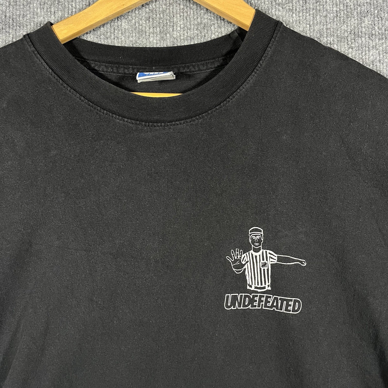 Undefeated 5 Strikes Black Graphic T-Shirt Mens XL Football Referee Streetwear gallery
