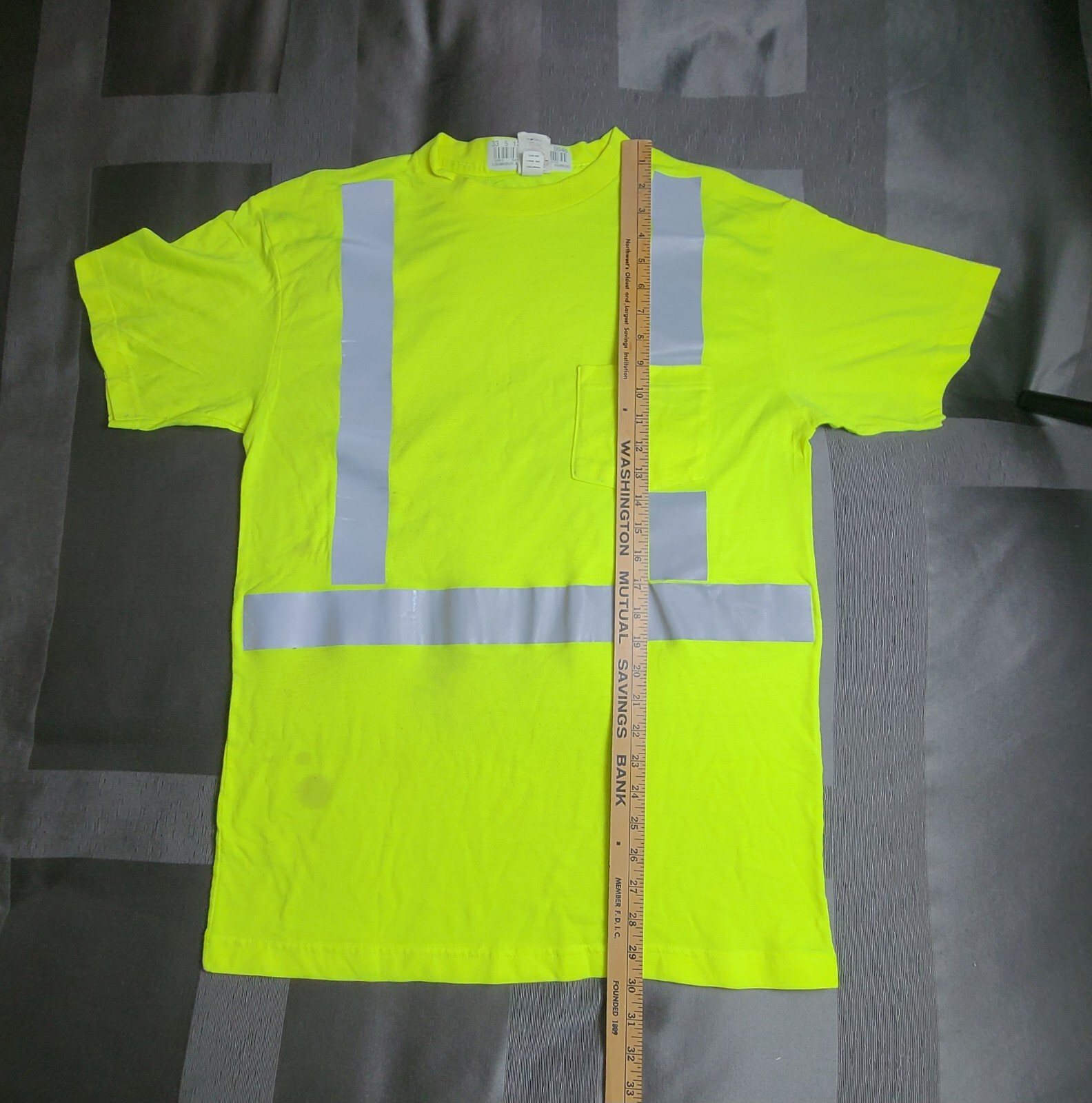 Industrial Grade Large-Tall Yellow High Vis T Shirt. Type R Class 2 gallery