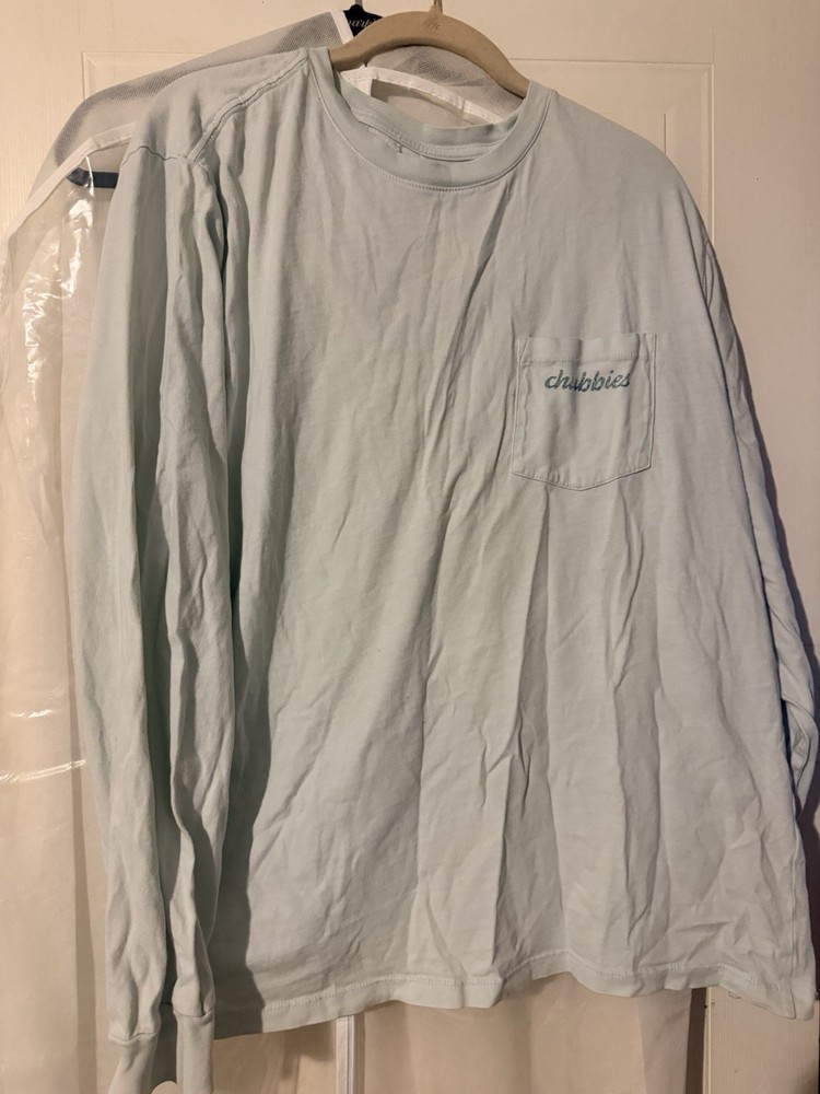 Chubbies Men’s Long Sleeve Crew Neck Pocket Graphic Tee Light Blue XL