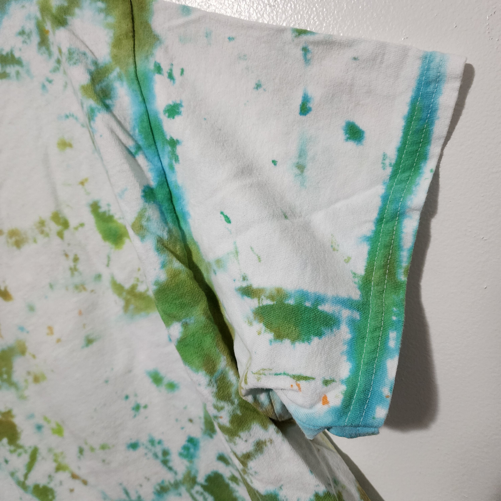 Gildan Mens XL 100% Cotton Splatter Tie Dye T-shirt Lime White Green Orange gallery