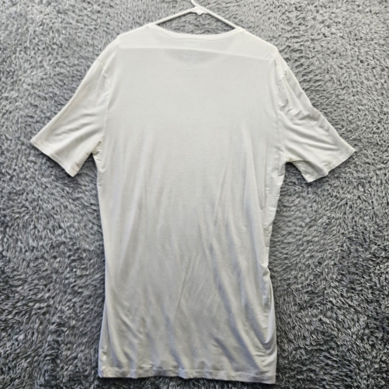 Tommy John Second Skin T Shirt Men XL White Stretch Base Layer Tee No Stains gallery