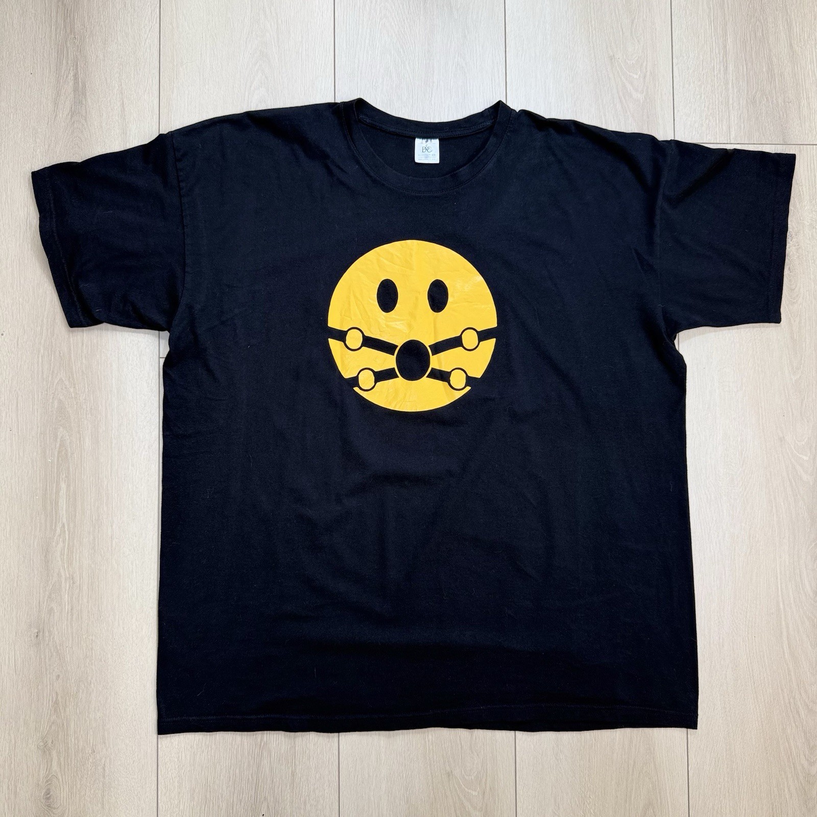 B&C Collection Mens 4XL Black Graphic Tee Yellow Smile Face Streetwear Punk Cool gallery