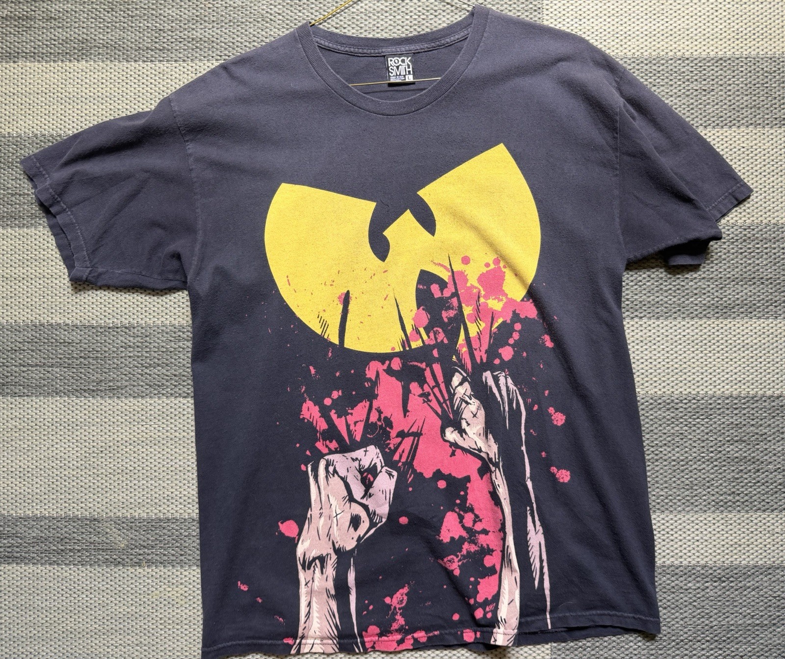 Wu-Tang Brand Limited T Shirt Rocksmith Collab Be Street Size L gallery
