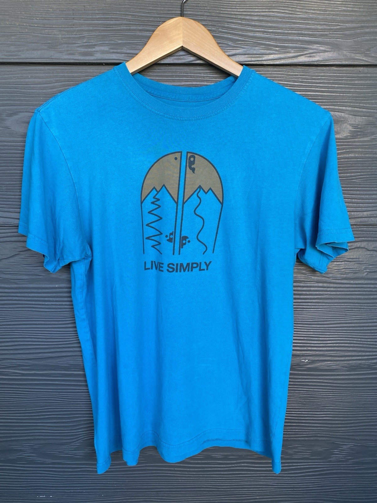 Patagonia T Shirt Sz M Blue “LIVE SIMPLY” Mountains Graphic Regular Fit USA Made gallery