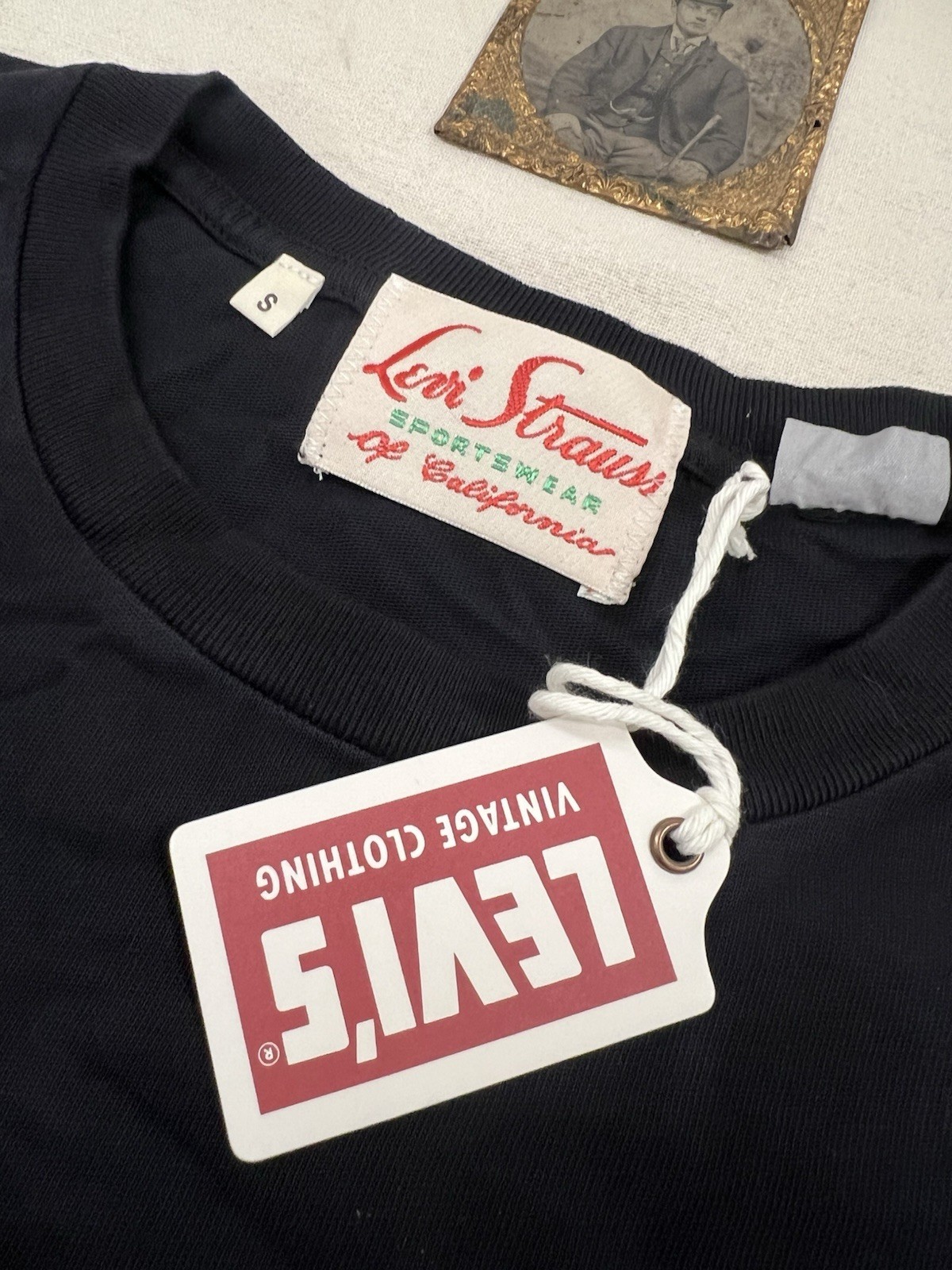 LVC T-Shirt S 50s Sportswear Black New Tags BNWT Levi's Vintage Clothing 36 Slim gallery