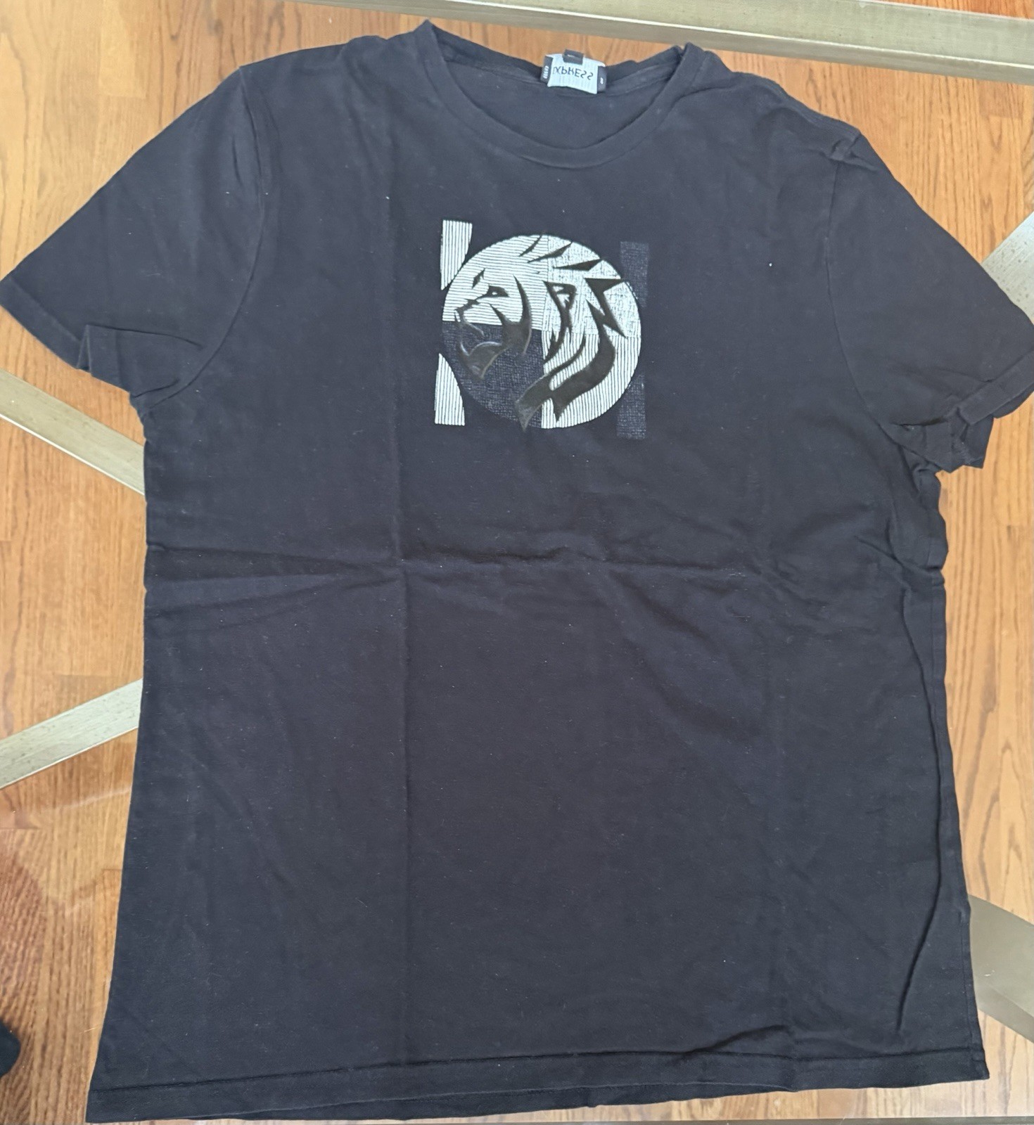 Express Men’s Black Lion Graphic Print Crew Neck Short Sleeve T-Shirt Size L