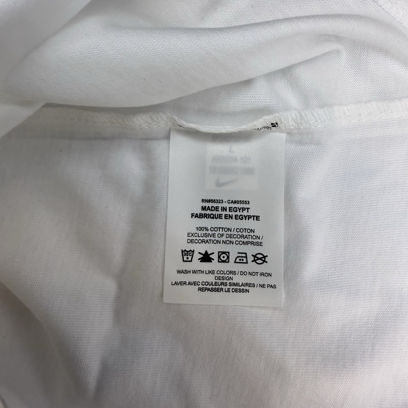 Nike Men’s T-Shirt Large White Black Logo Short Sleeve Crew Neck Casual Tee NWT gallery
