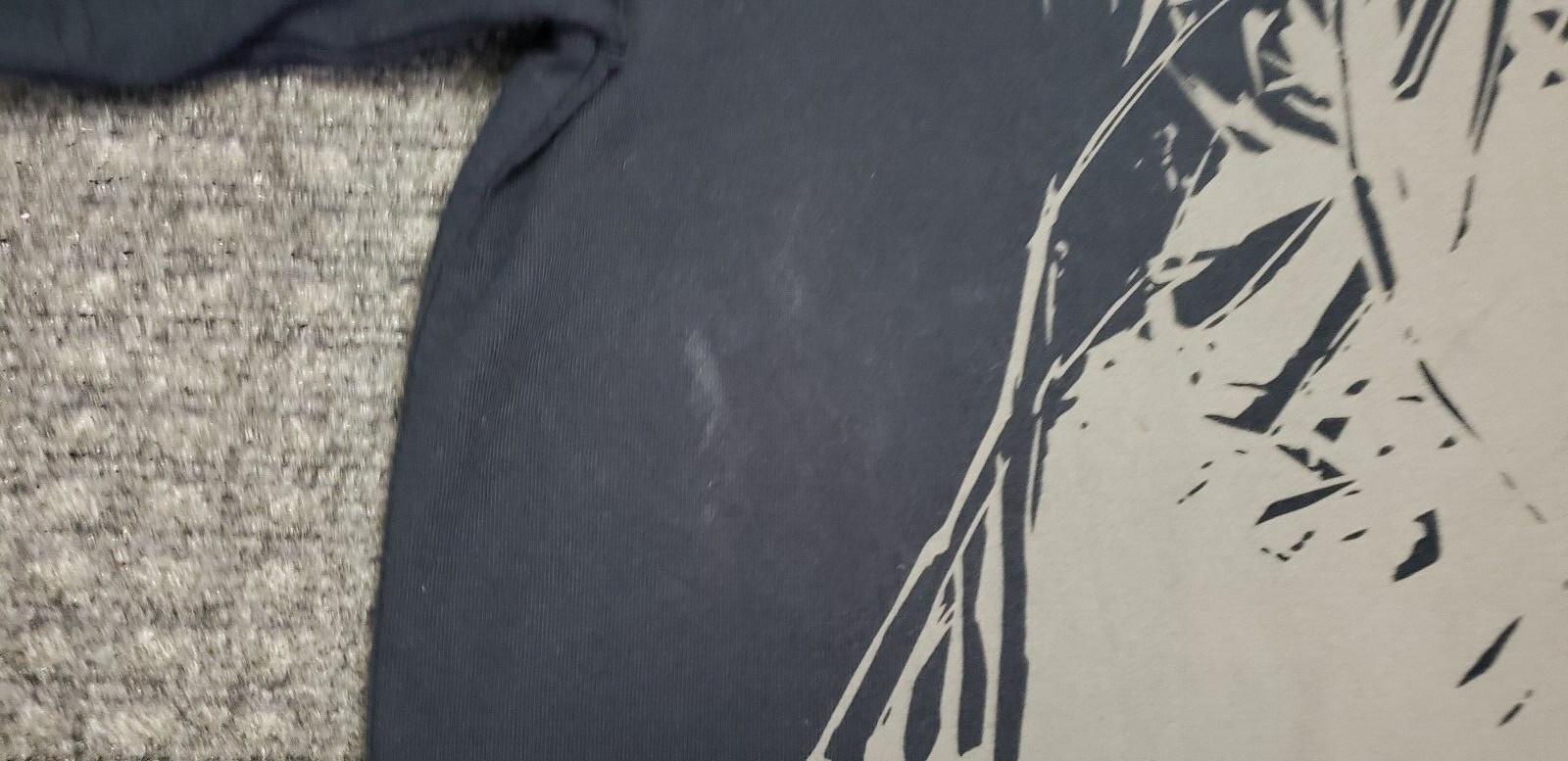 Uniqlo x Menya Musashi Men's XL Dark Blue T Shirt Samurai Ramen gallery