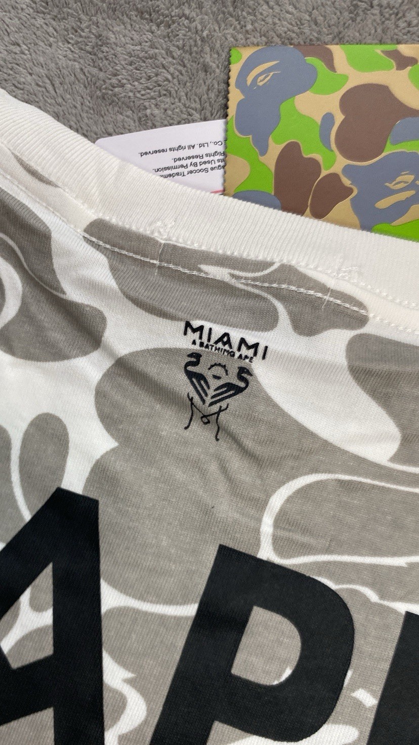 A Bathing Ape BAPE Men's Gray/White Miami Camo Crew Neck Tee Short Sleeve M gallery