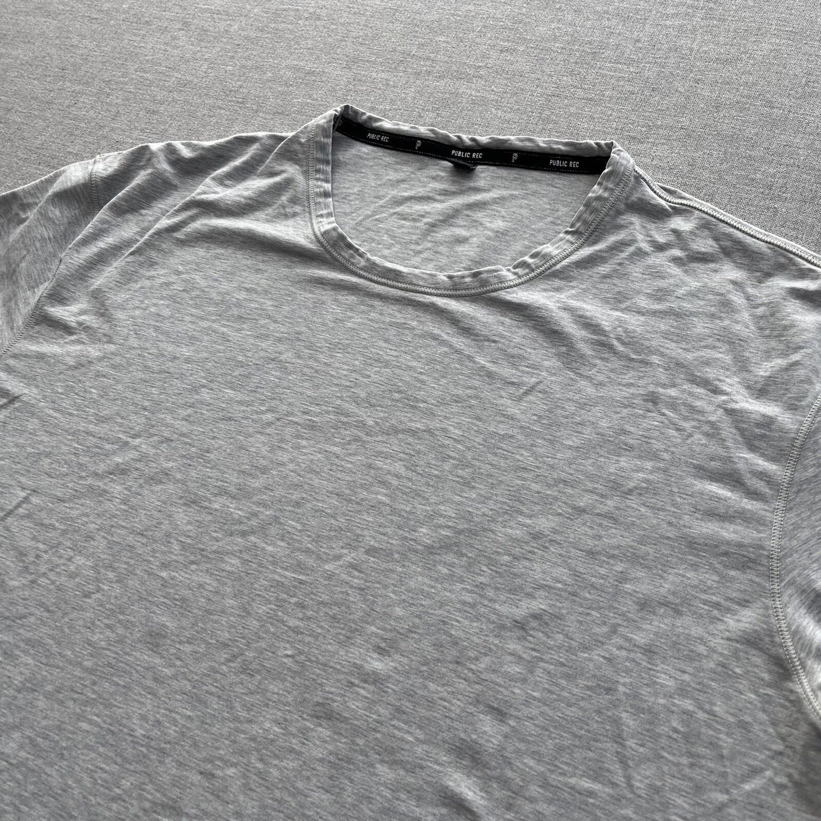 Public Rec Go To T Shirt Mens Large Gray Long Sleeve Lyocell Stretch Performance