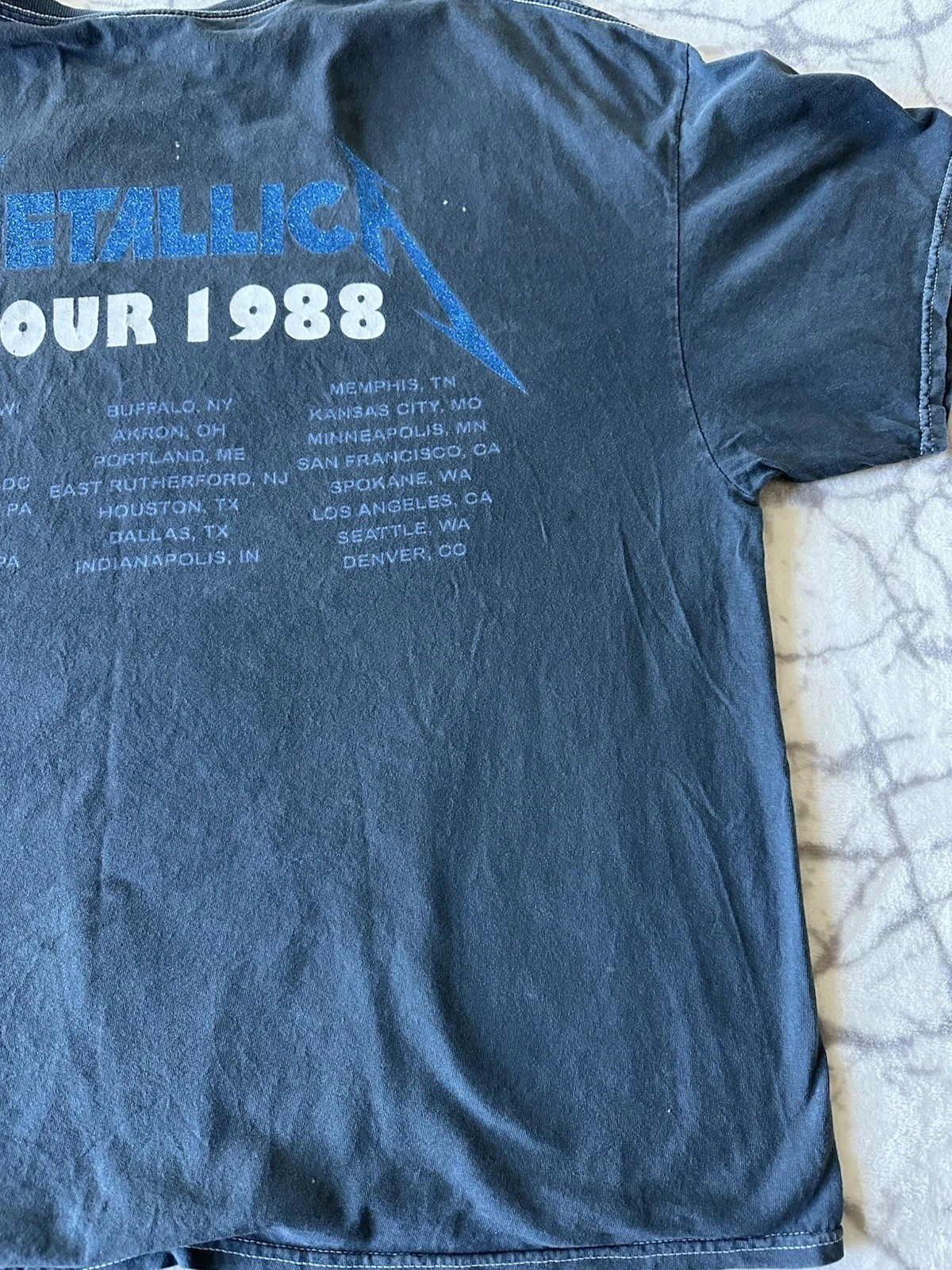 Metallica Official Merchandise Harvester of Sorrow Tour 1988 T-Shirt Men’s L/XL gallery